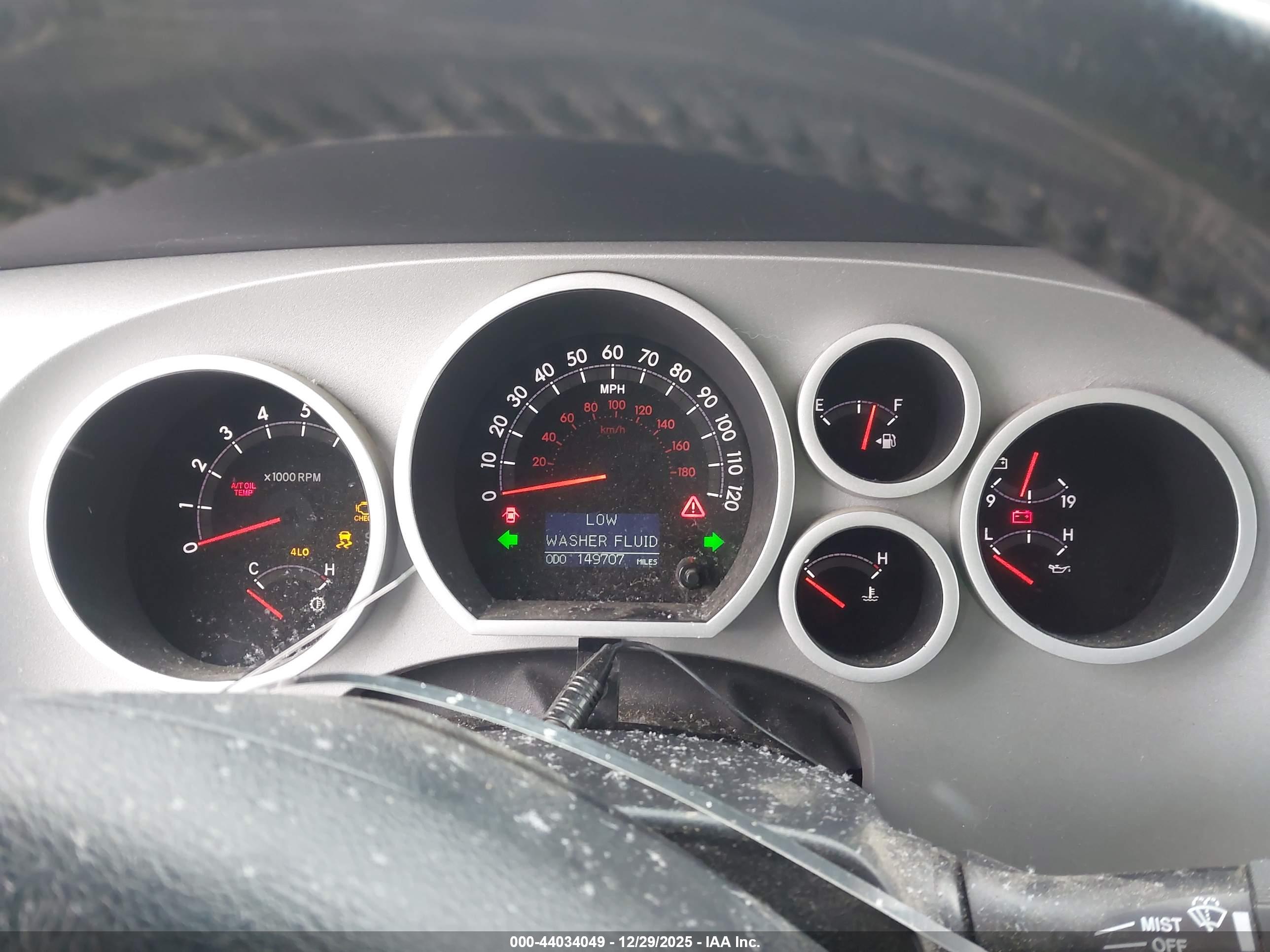 TOYOTA TUNDRA image 7