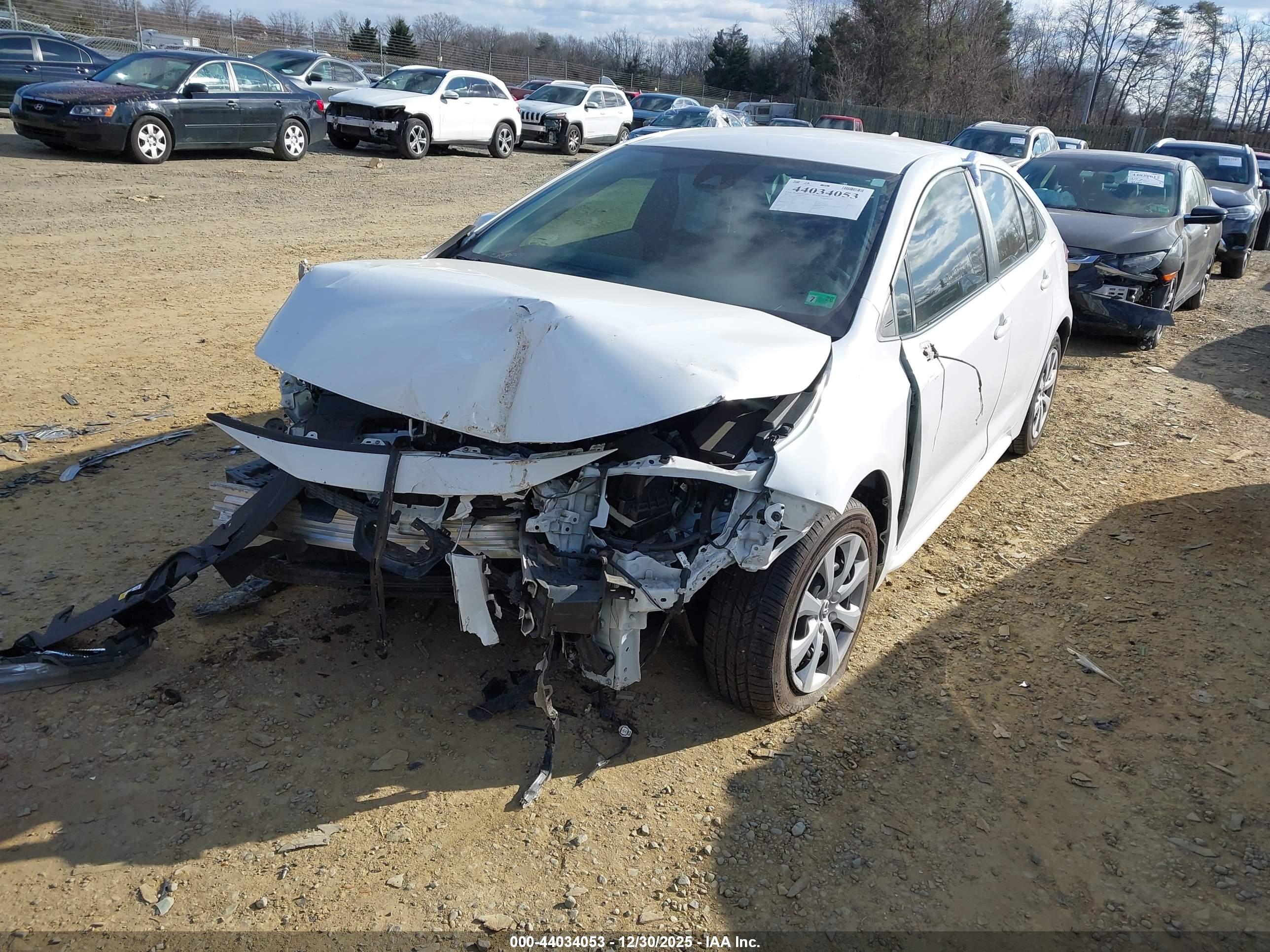 TOYOTA COROLLA image 2