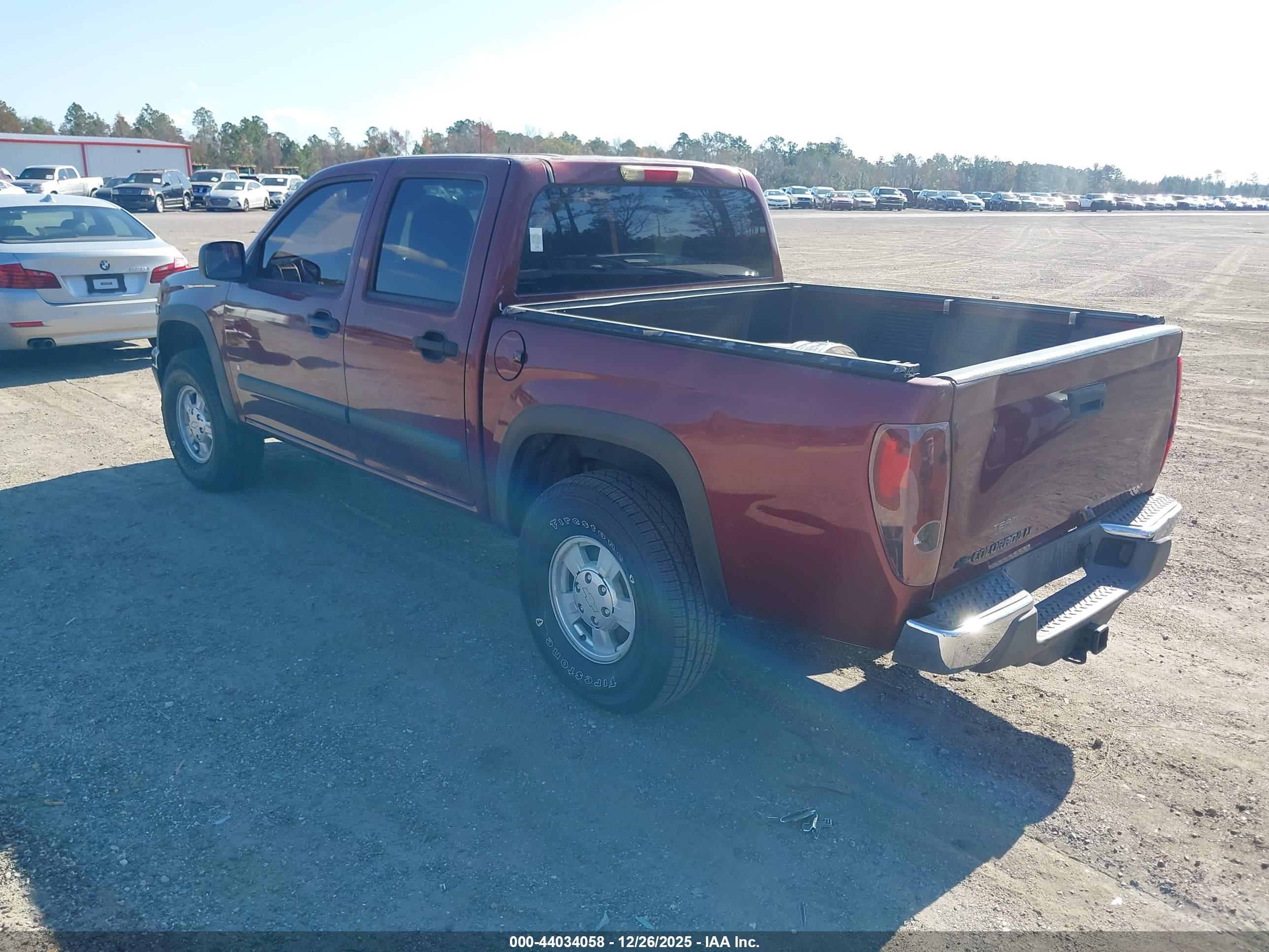 CHEVROLET COLORADO image 3