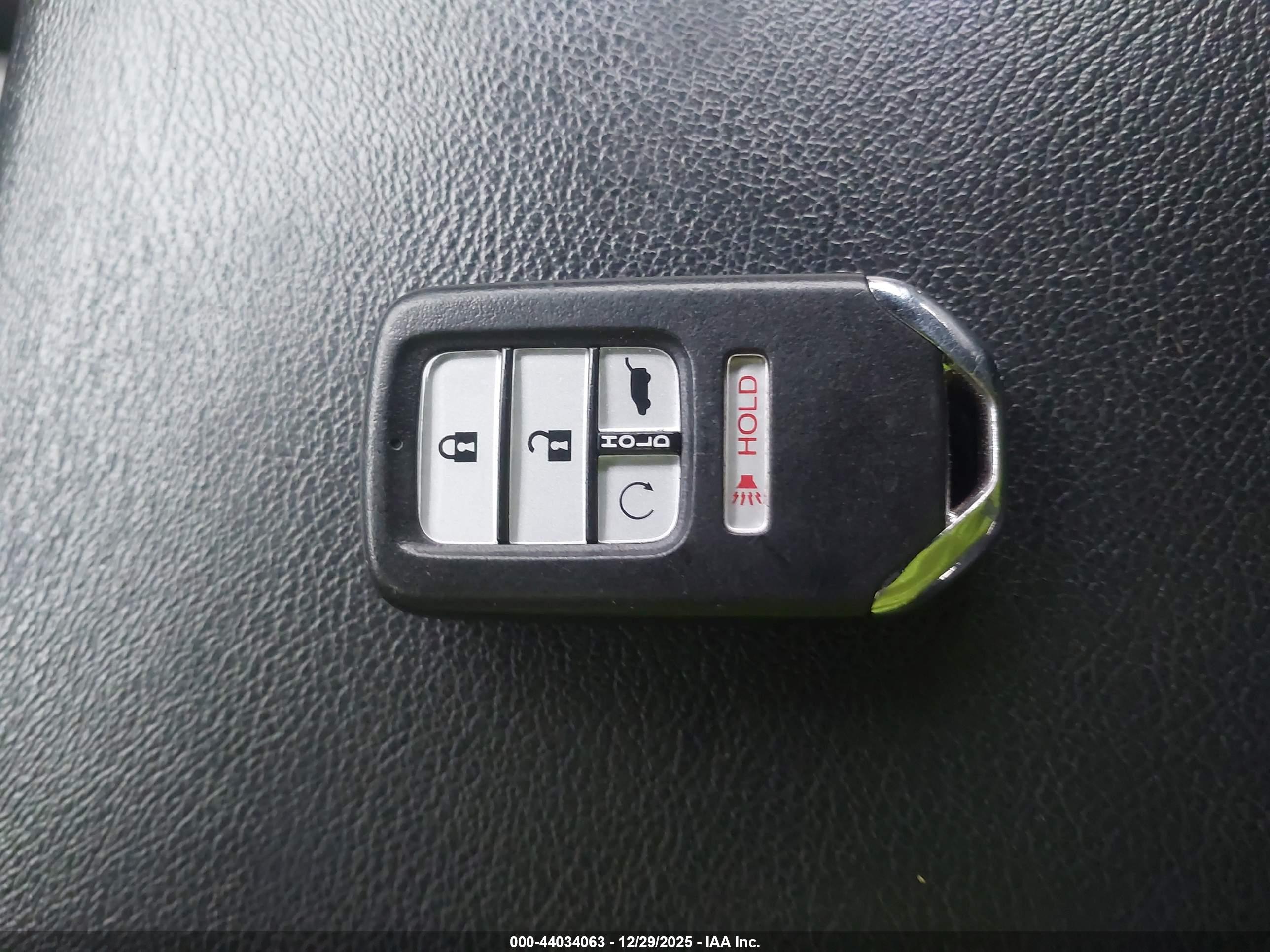 HONDA CR-V image 11