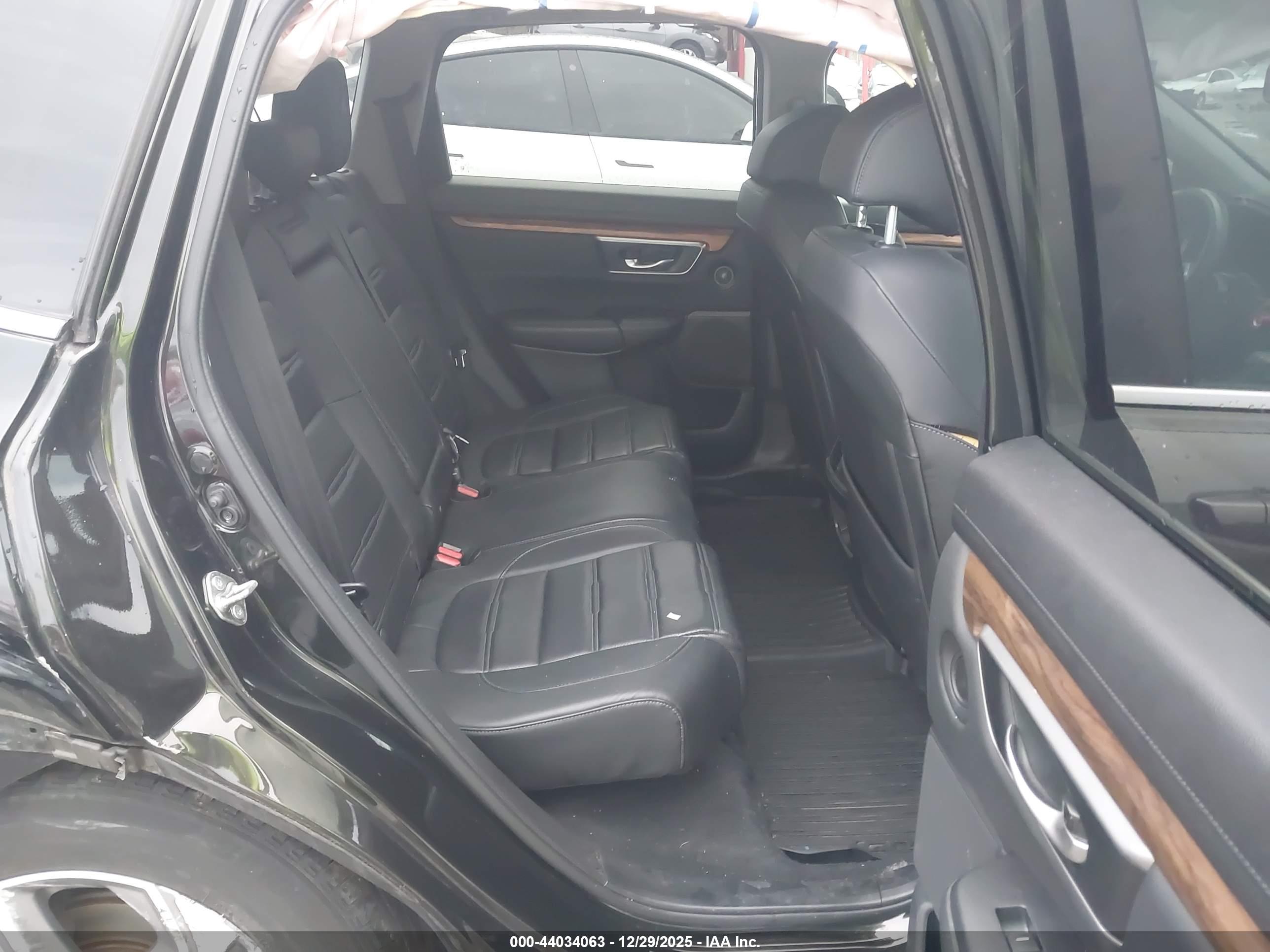 HONDA CR-V image 8