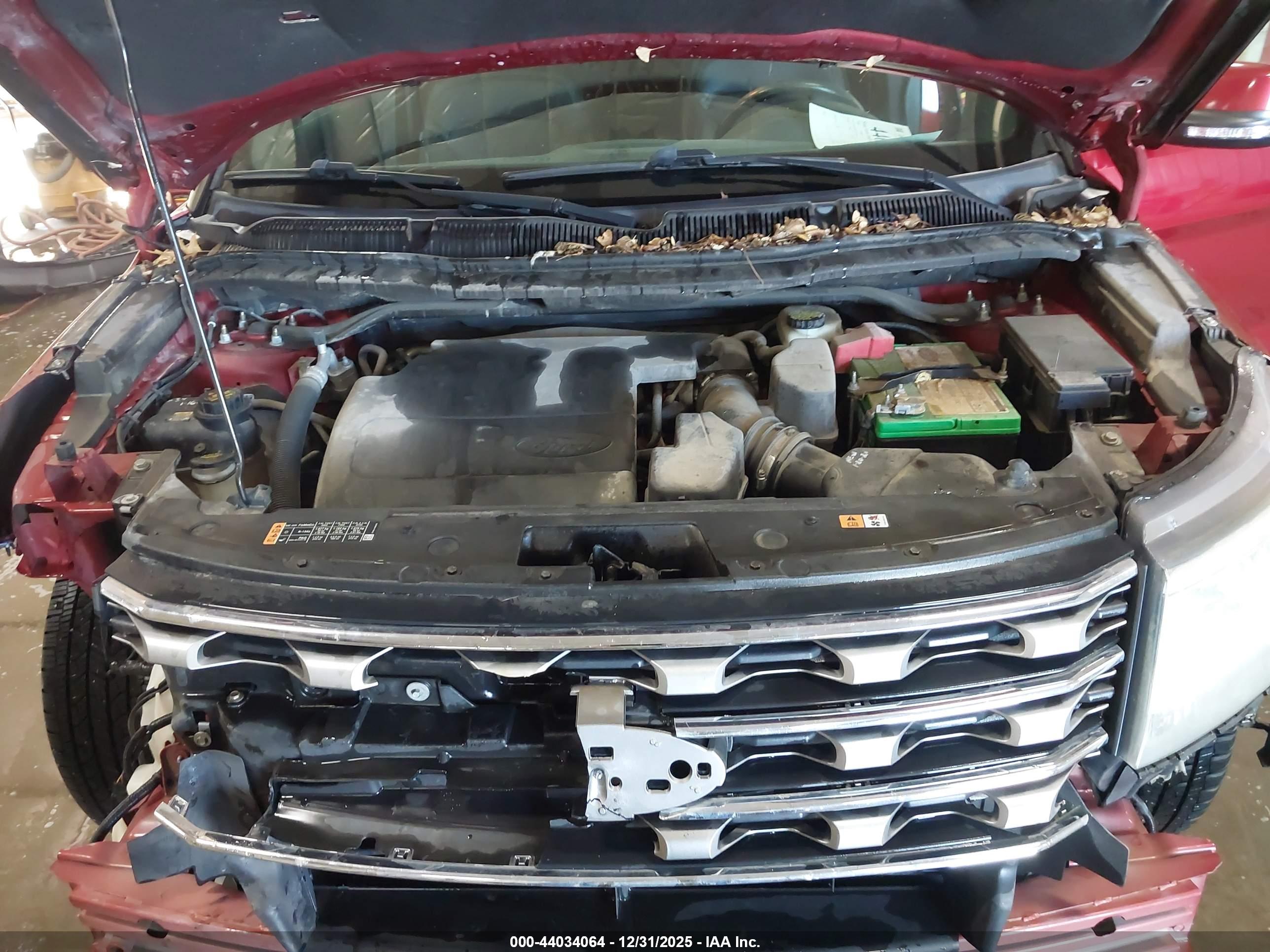 FORD EXPLORER image 10