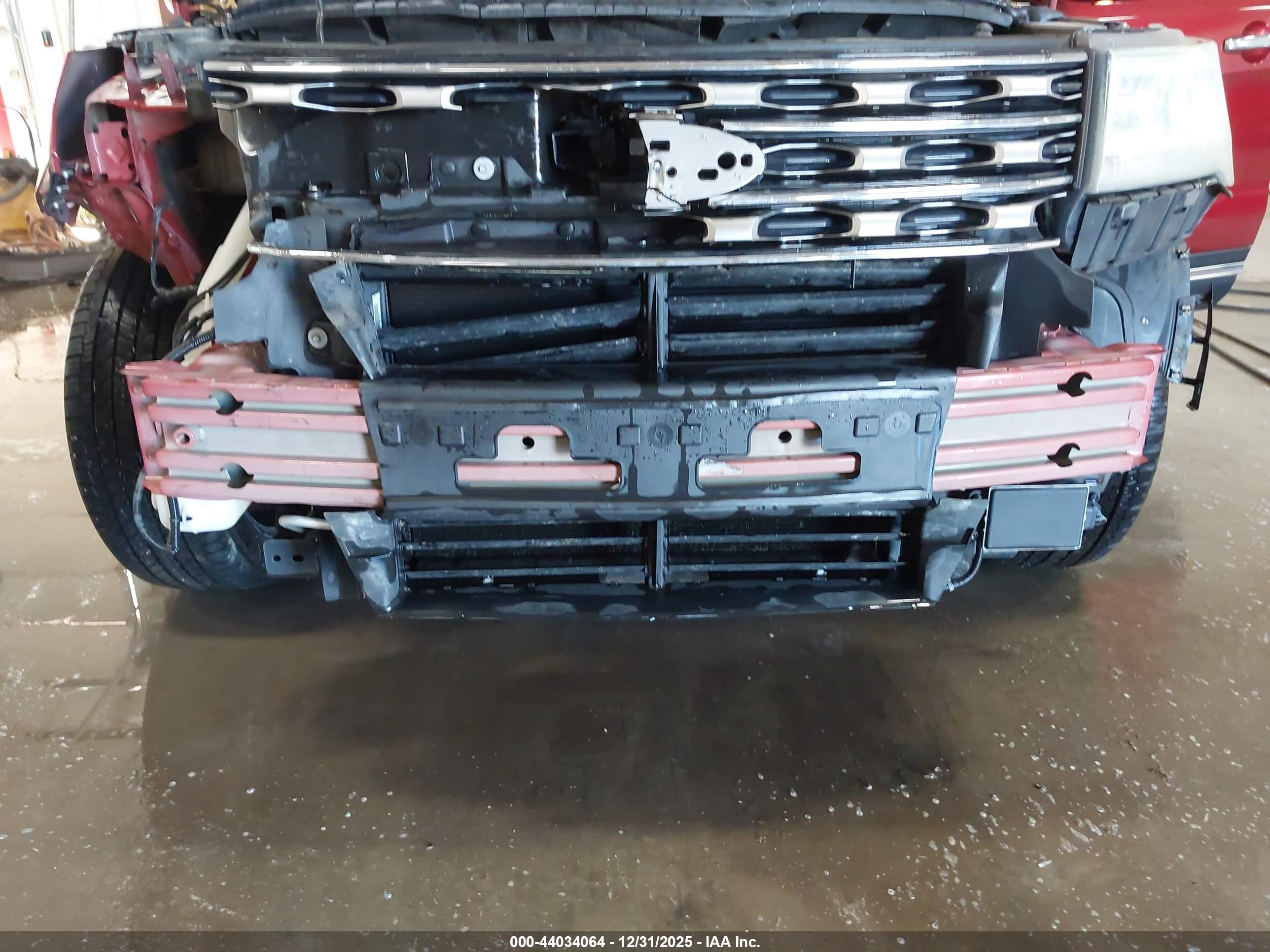 FORD EXPLORER image 6
