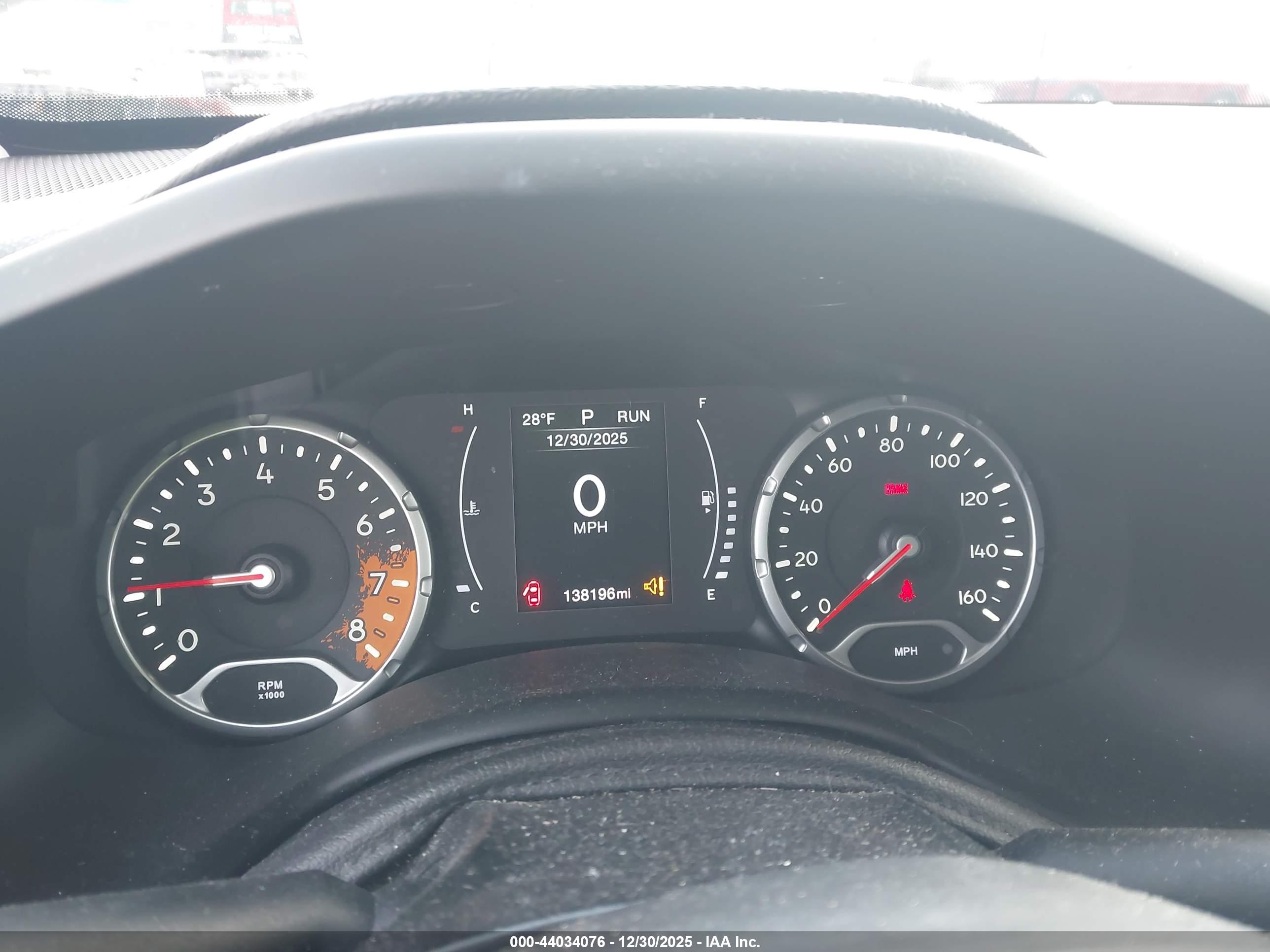 JEEP RENEGADE image 7