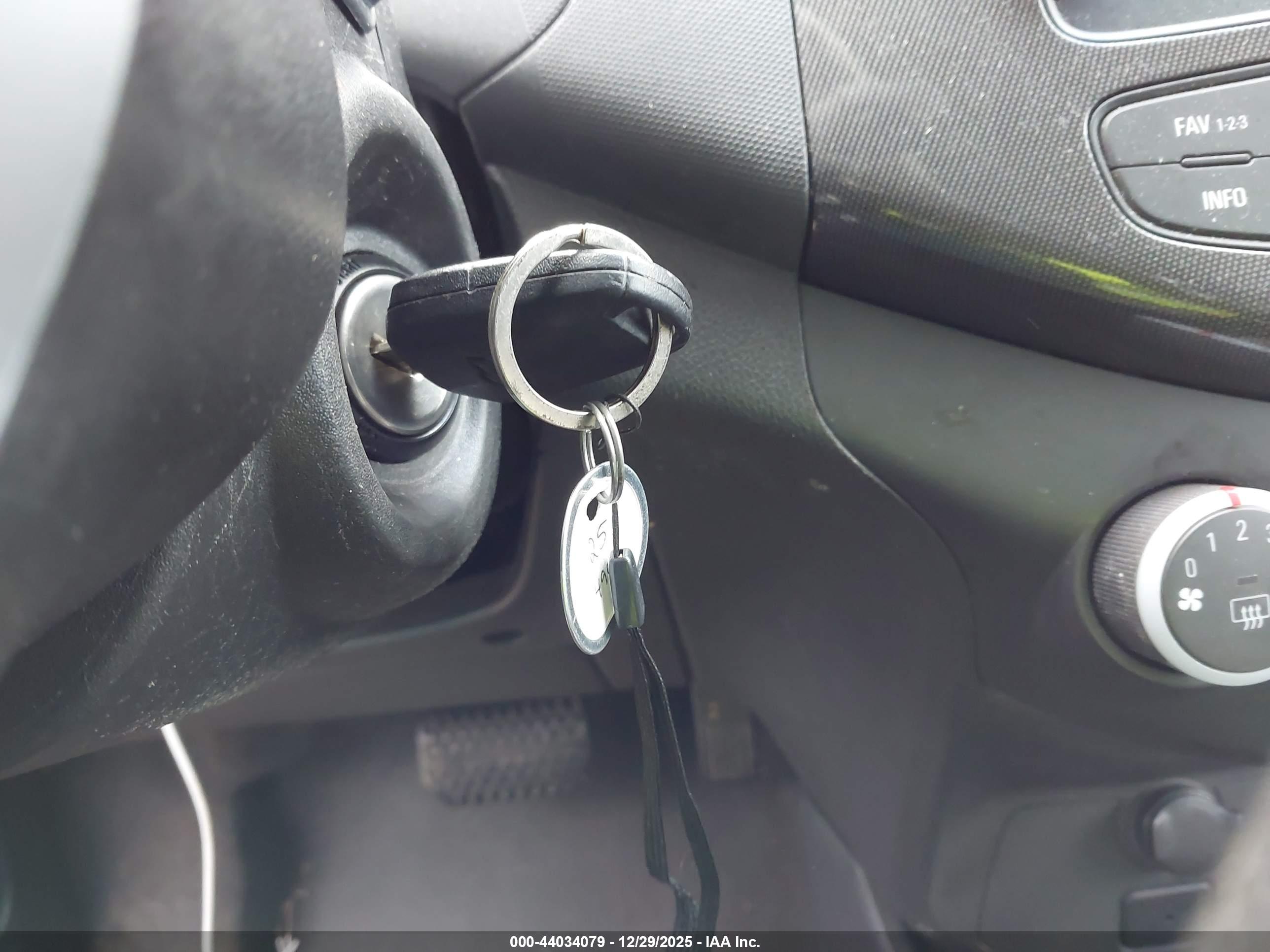 CHEVROLET SPARK image 11