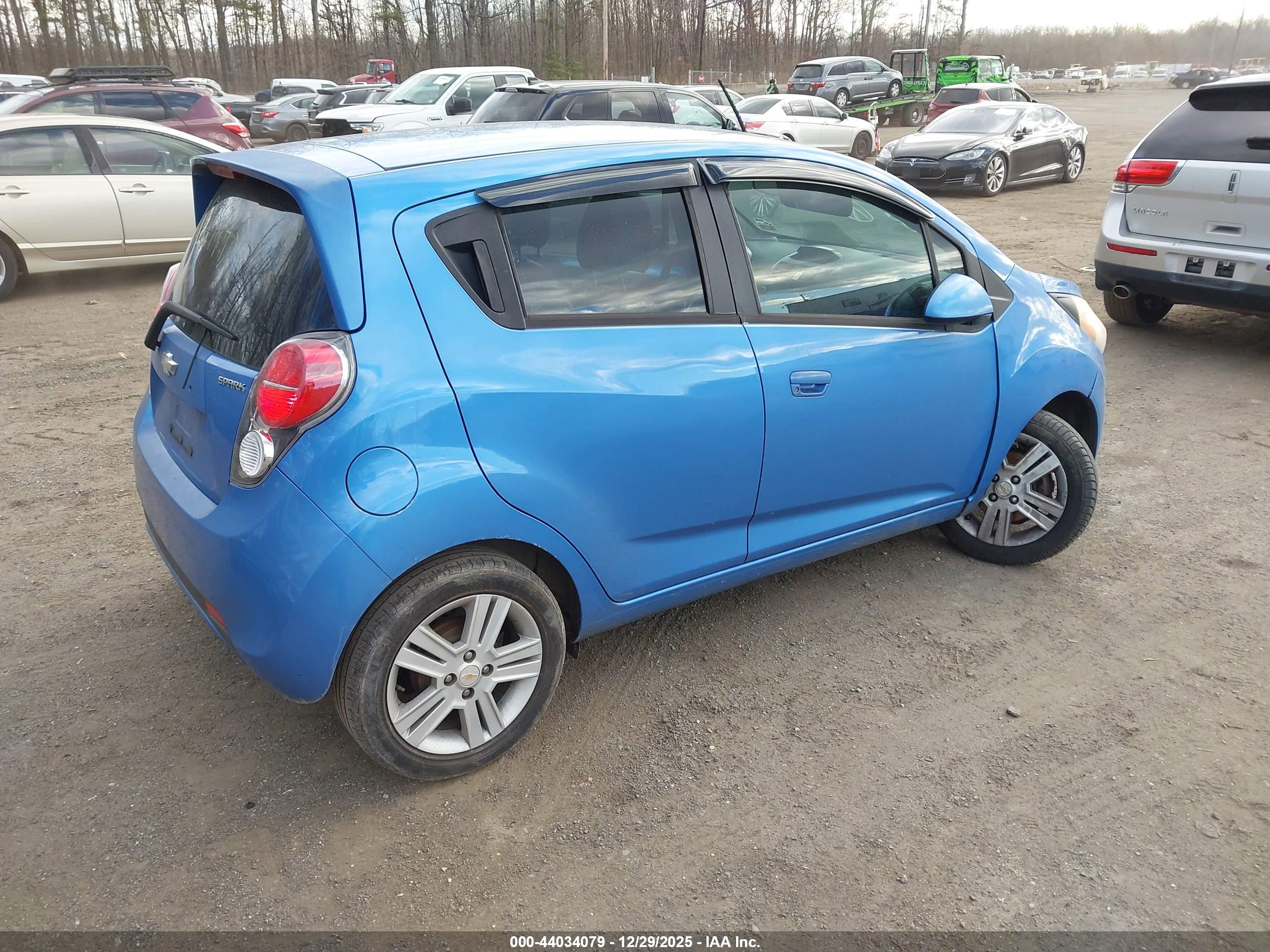 CHEVROLET SPARK image 4