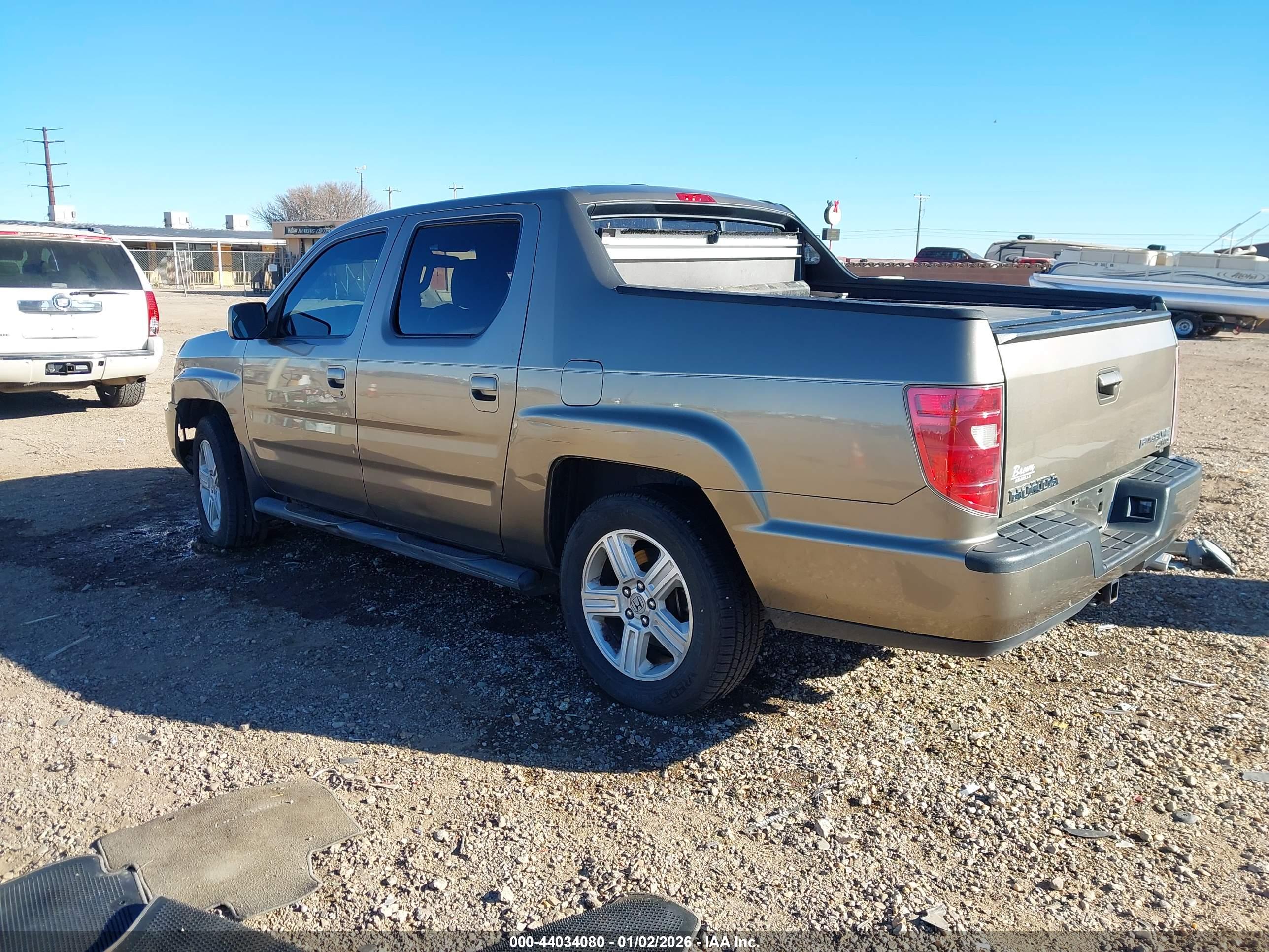 HONDA RIDGELINE image 3