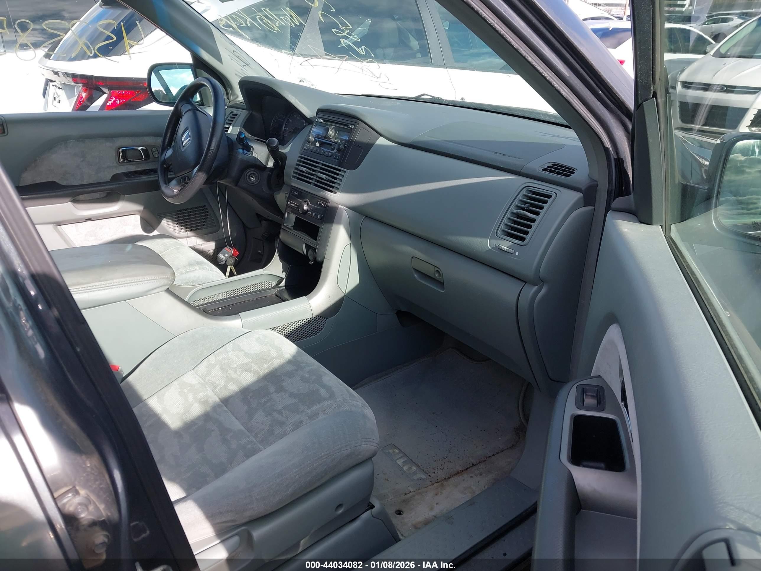 HONDA PILOT image 5