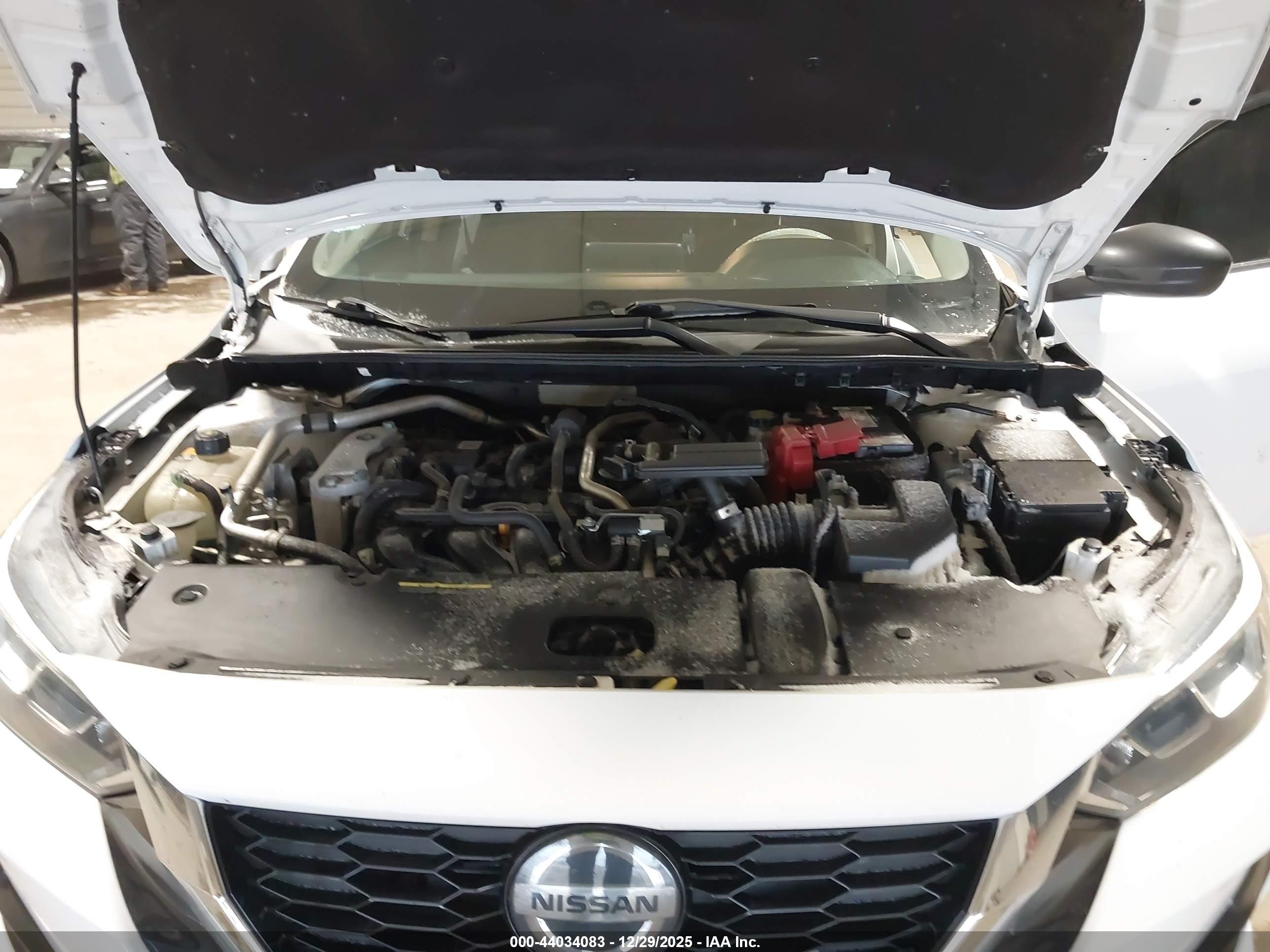 NISSAN SENTRA image 10