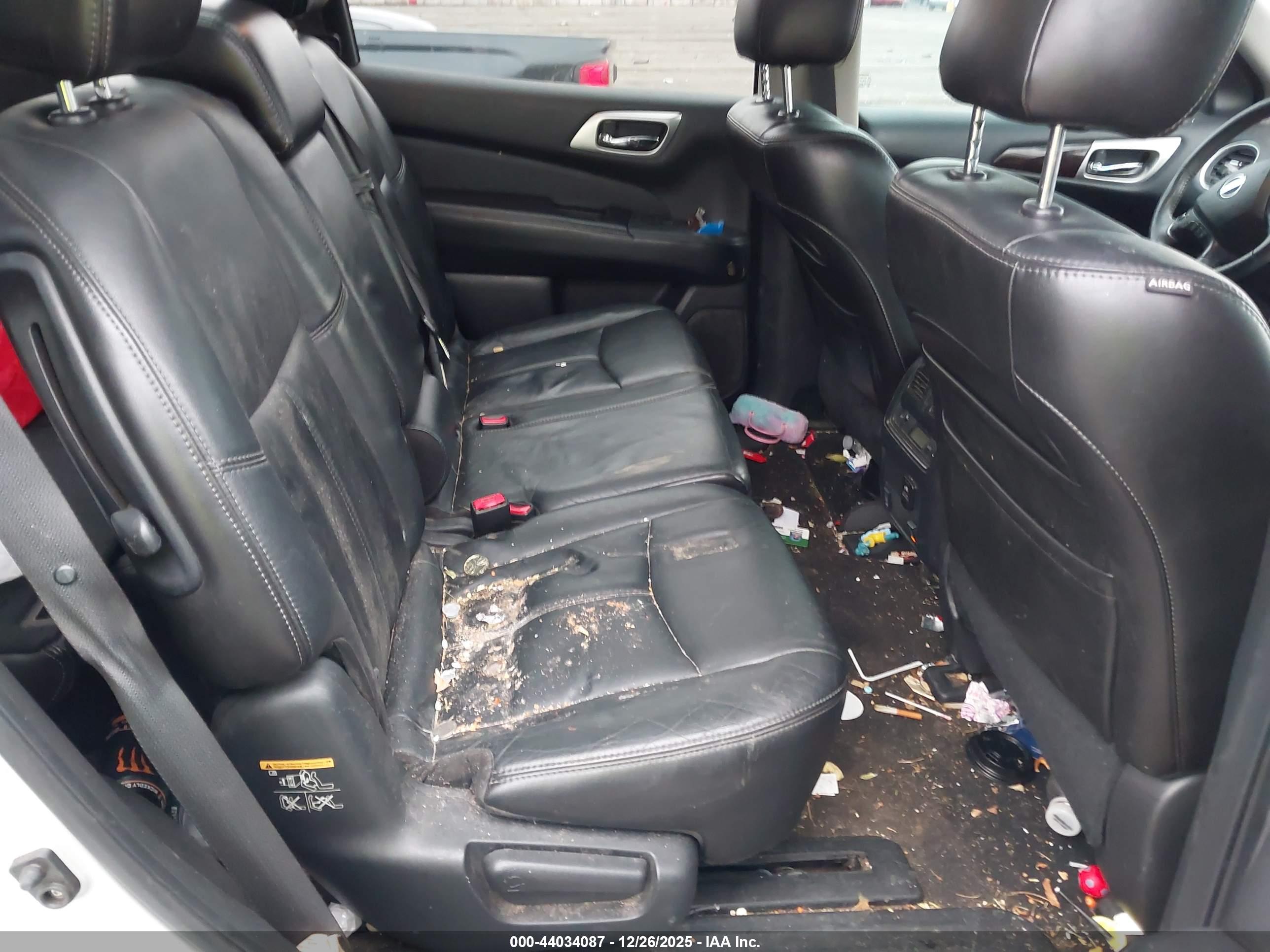 NISSAN PATHFINDER image 8