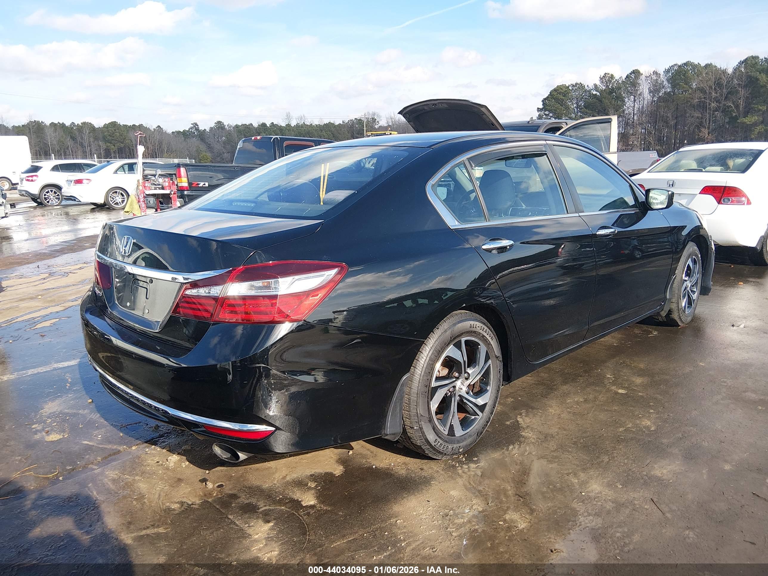 HONDA ACCORD image 4