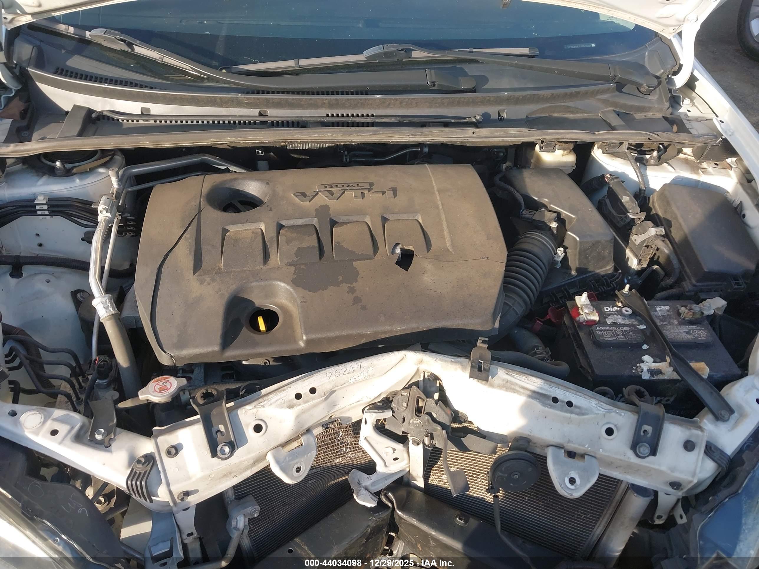 TOYOTA COROLLA image 10