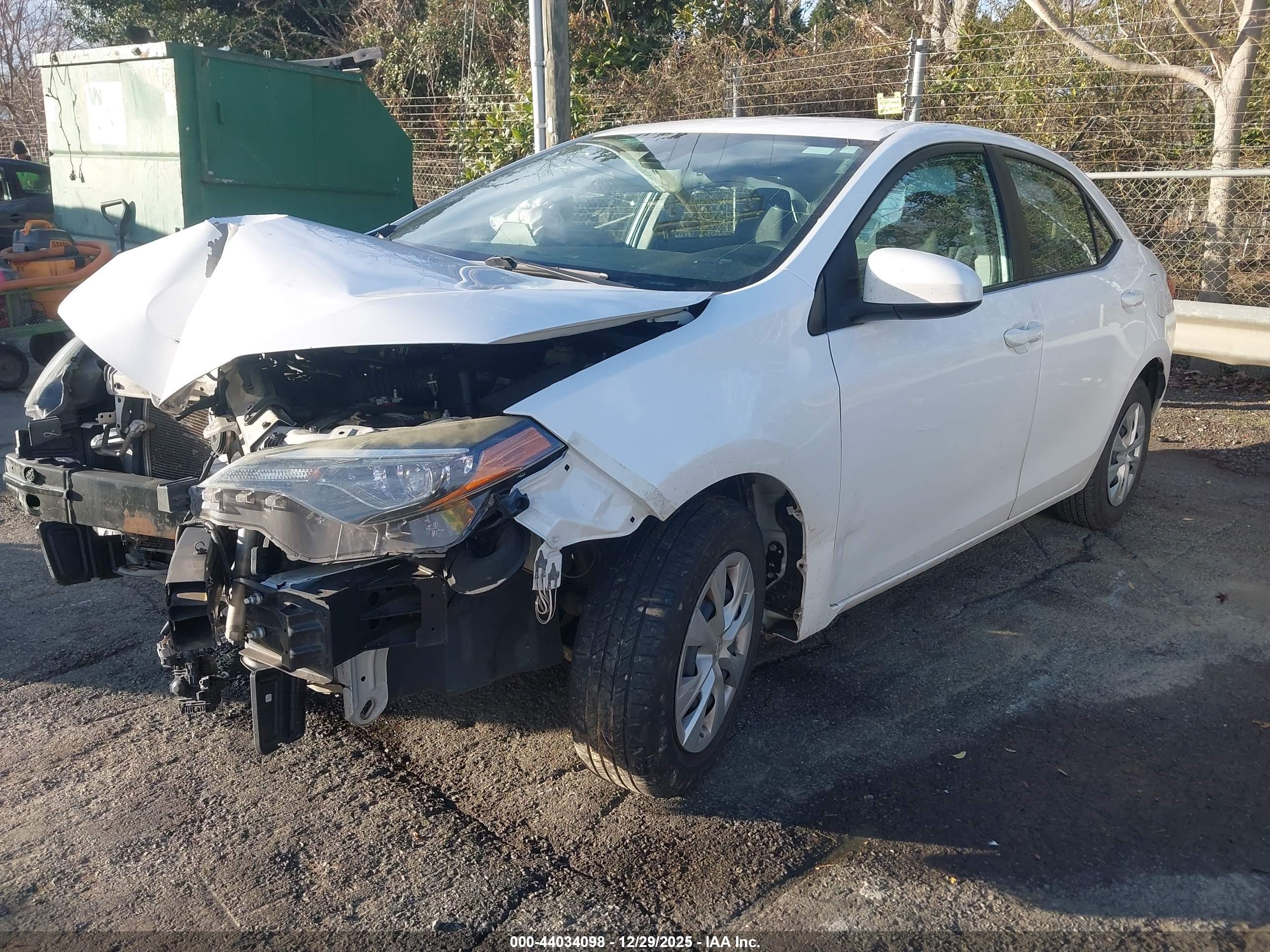 TOYOTA COROLLA image 2