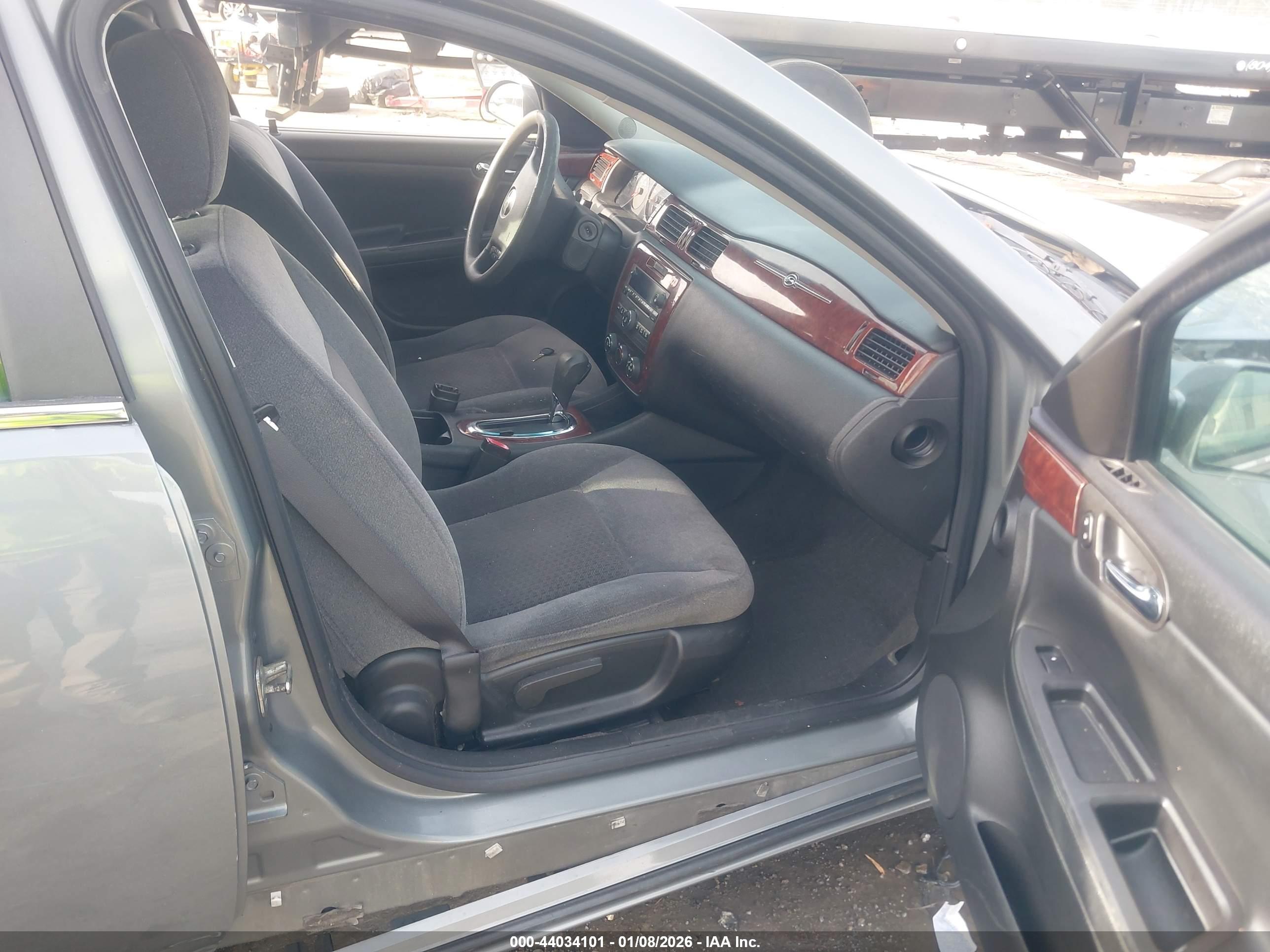 CHEVROLET IMPALA image 5