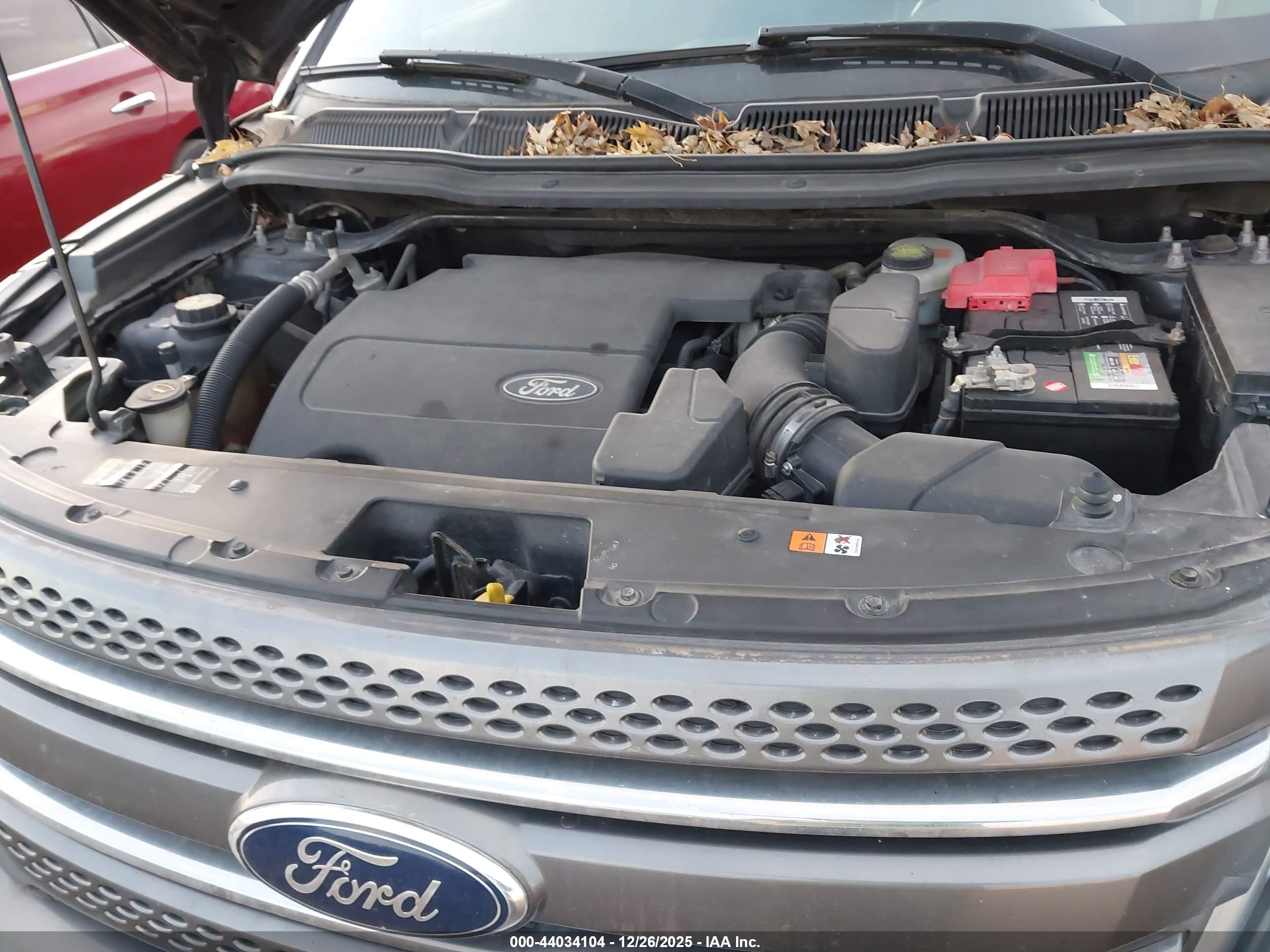 FORD EXPLORER image 10