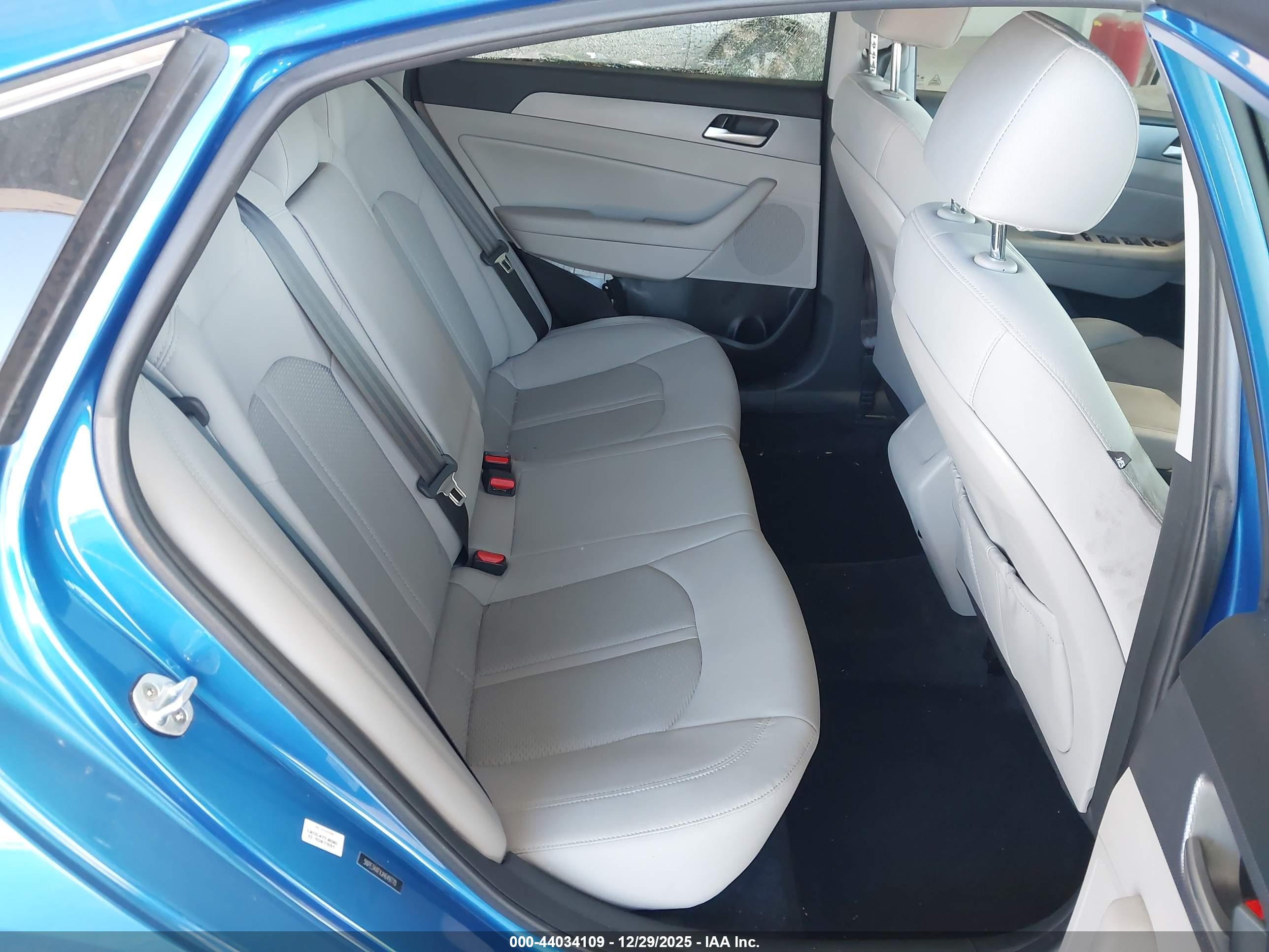 HYUNDAI SONATA image 8