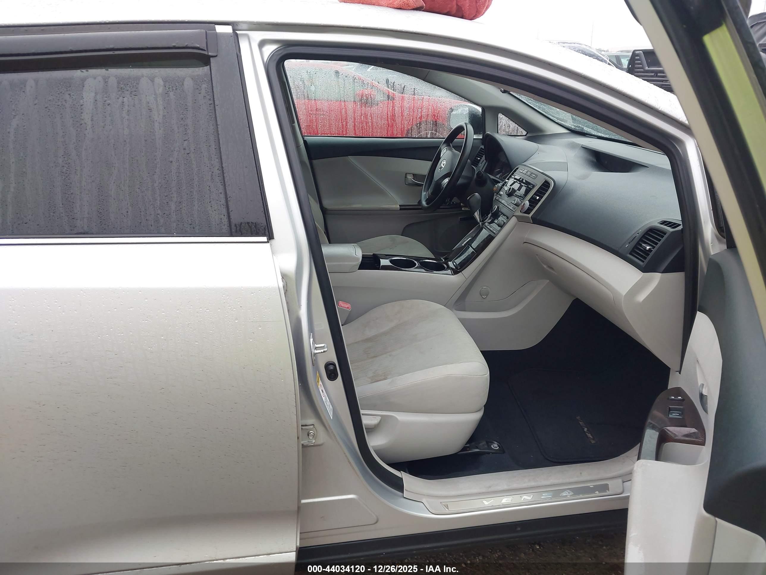 TOYOTA VENZA image 5