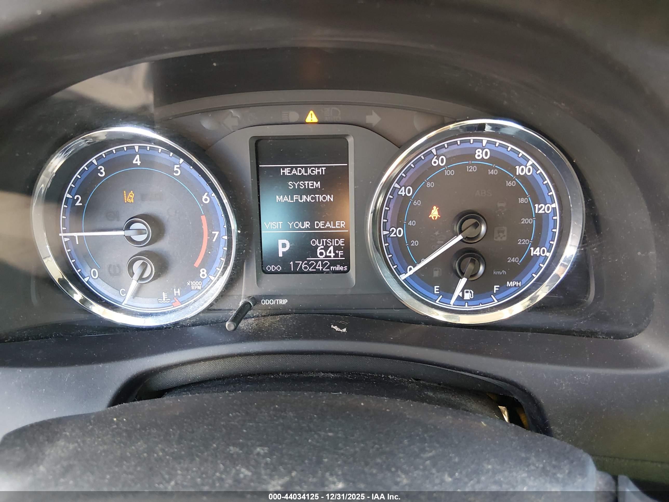 TOYOTA COROLLA image 7