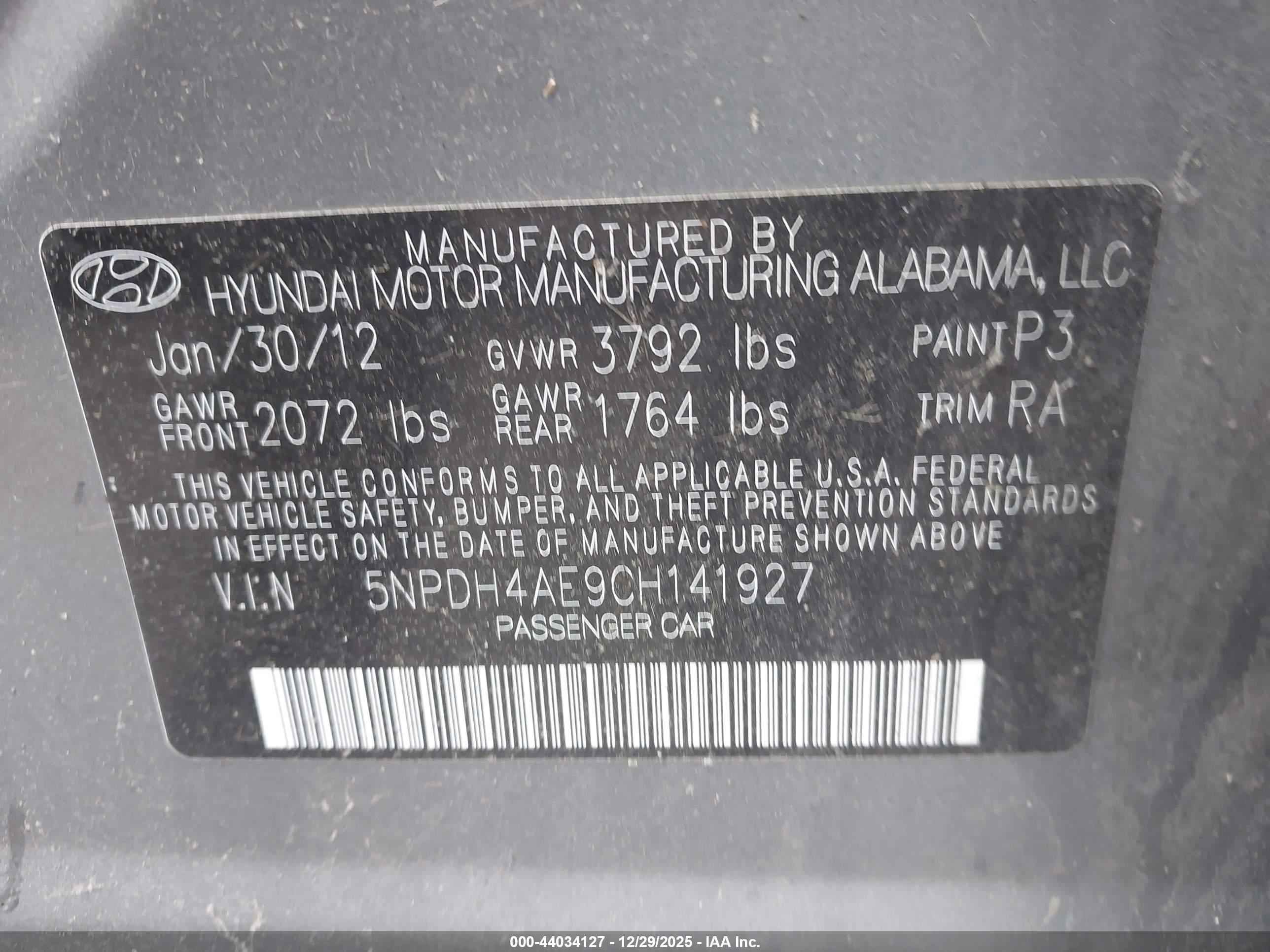 HYUNDAI ELANTRA image 9