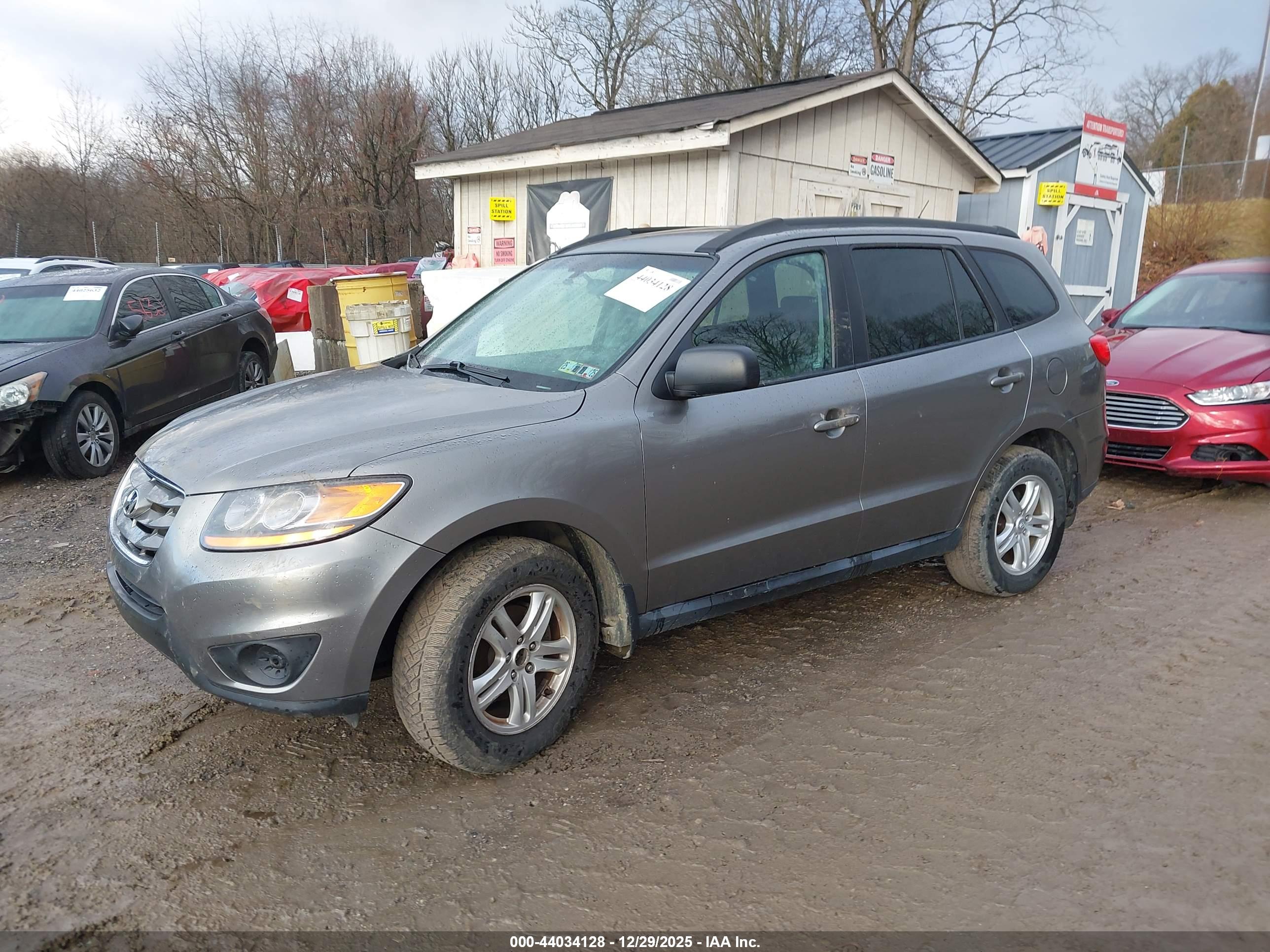 HYUNDAI SANTA image 2