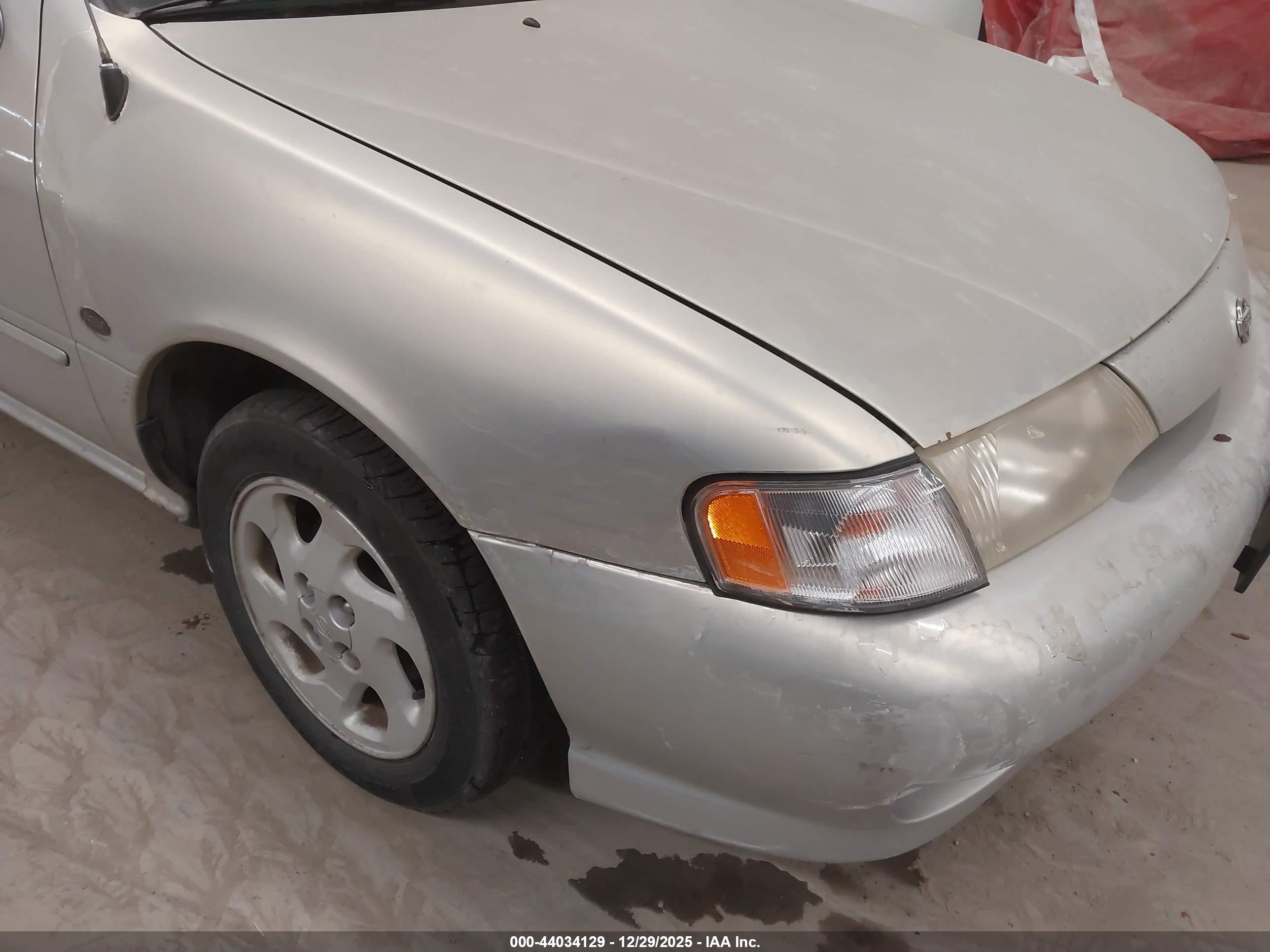 NISSAN SENTRA image 6