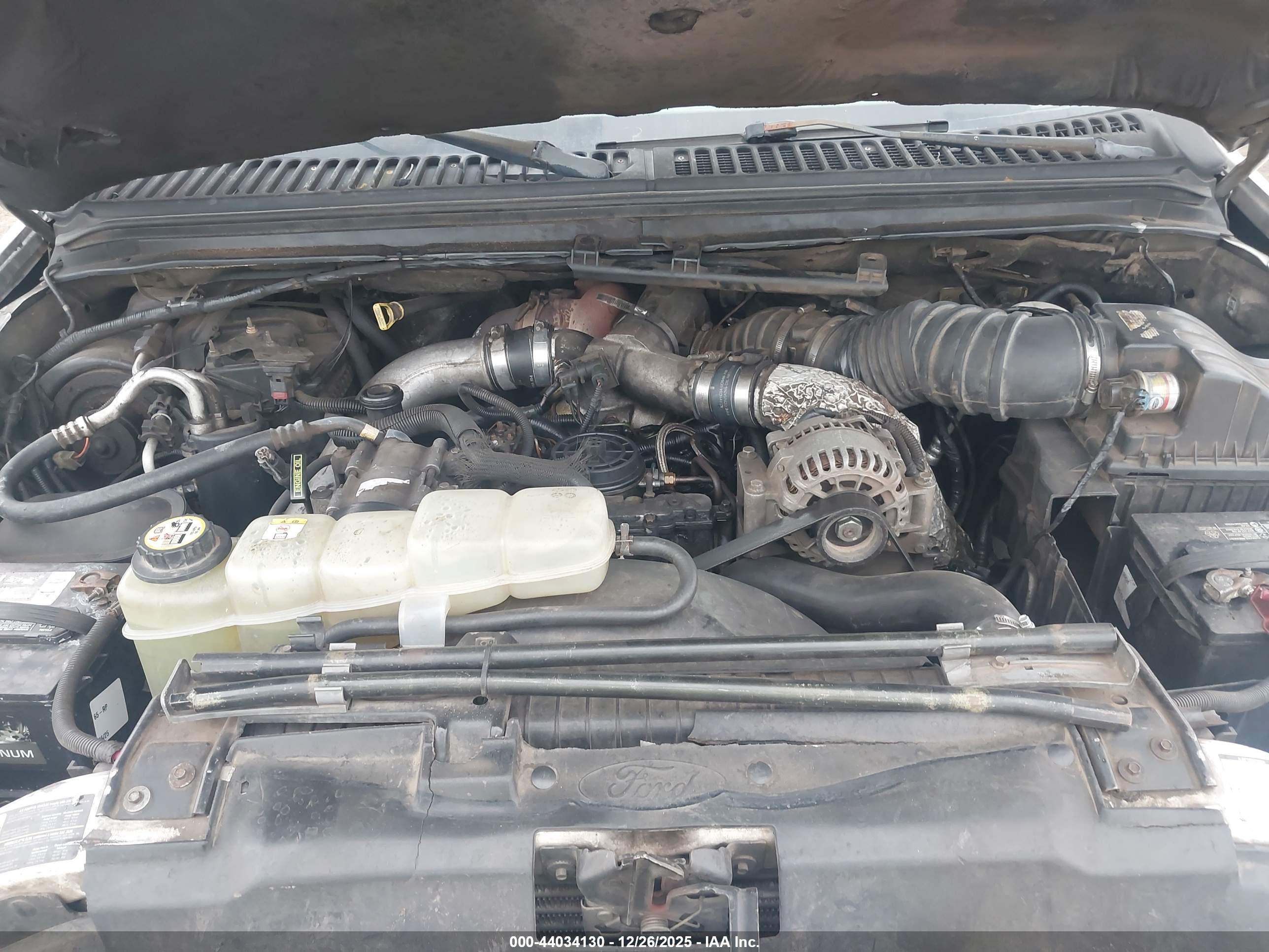 FORD F-550 image 10
