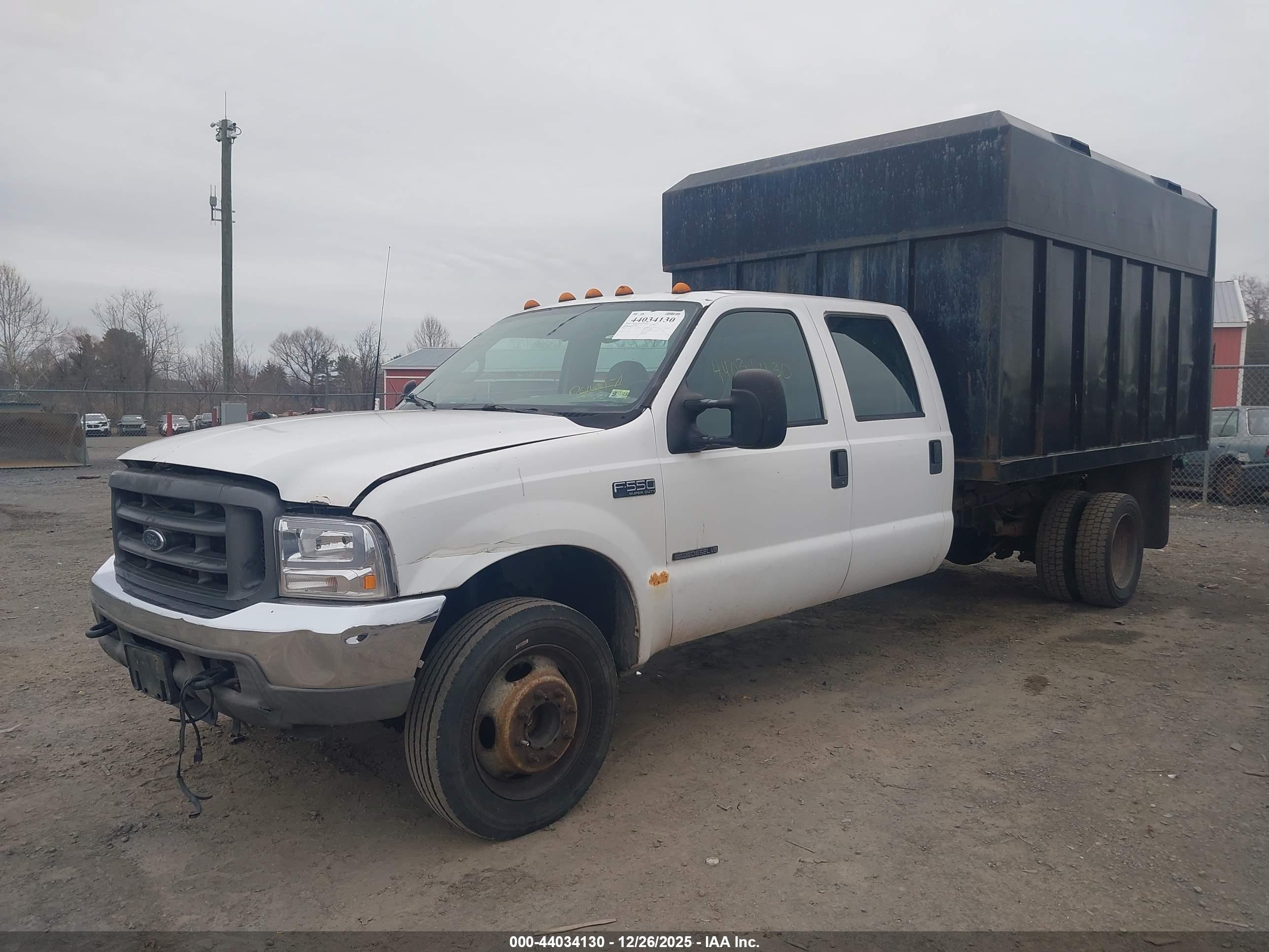 FORD F-550 image 2