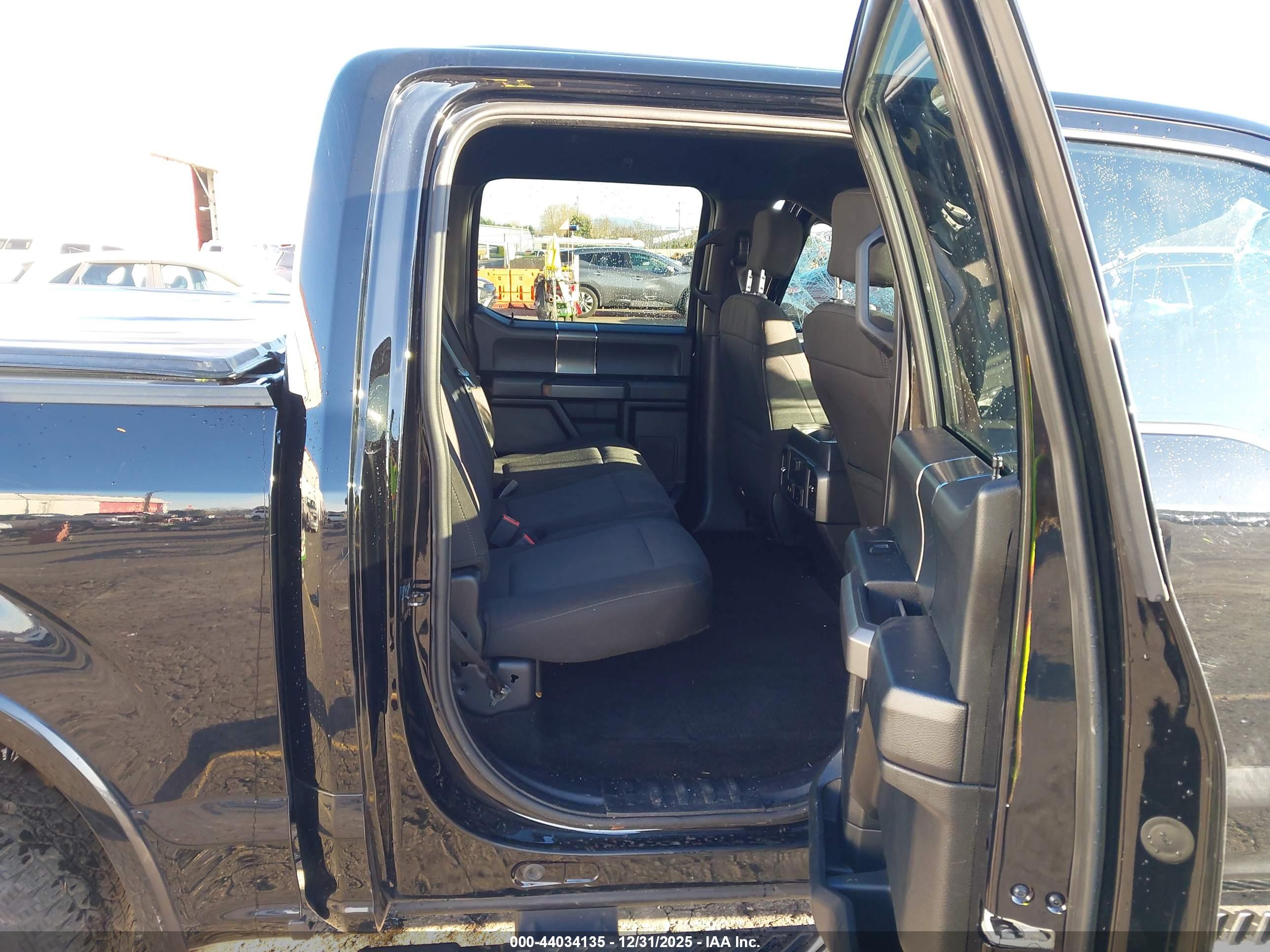 FORD F-150 image 8