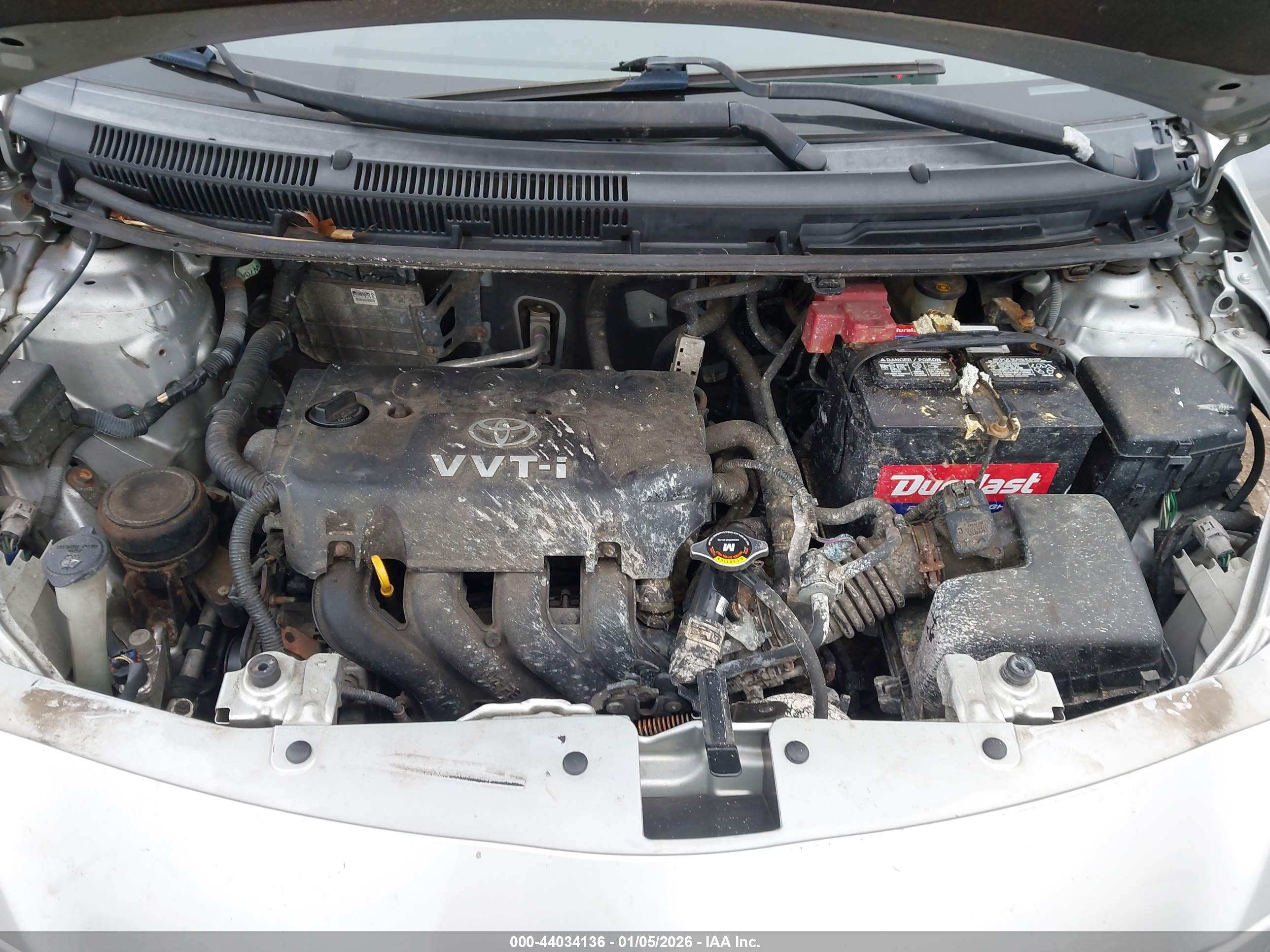 TOYOTA YARIS image 10