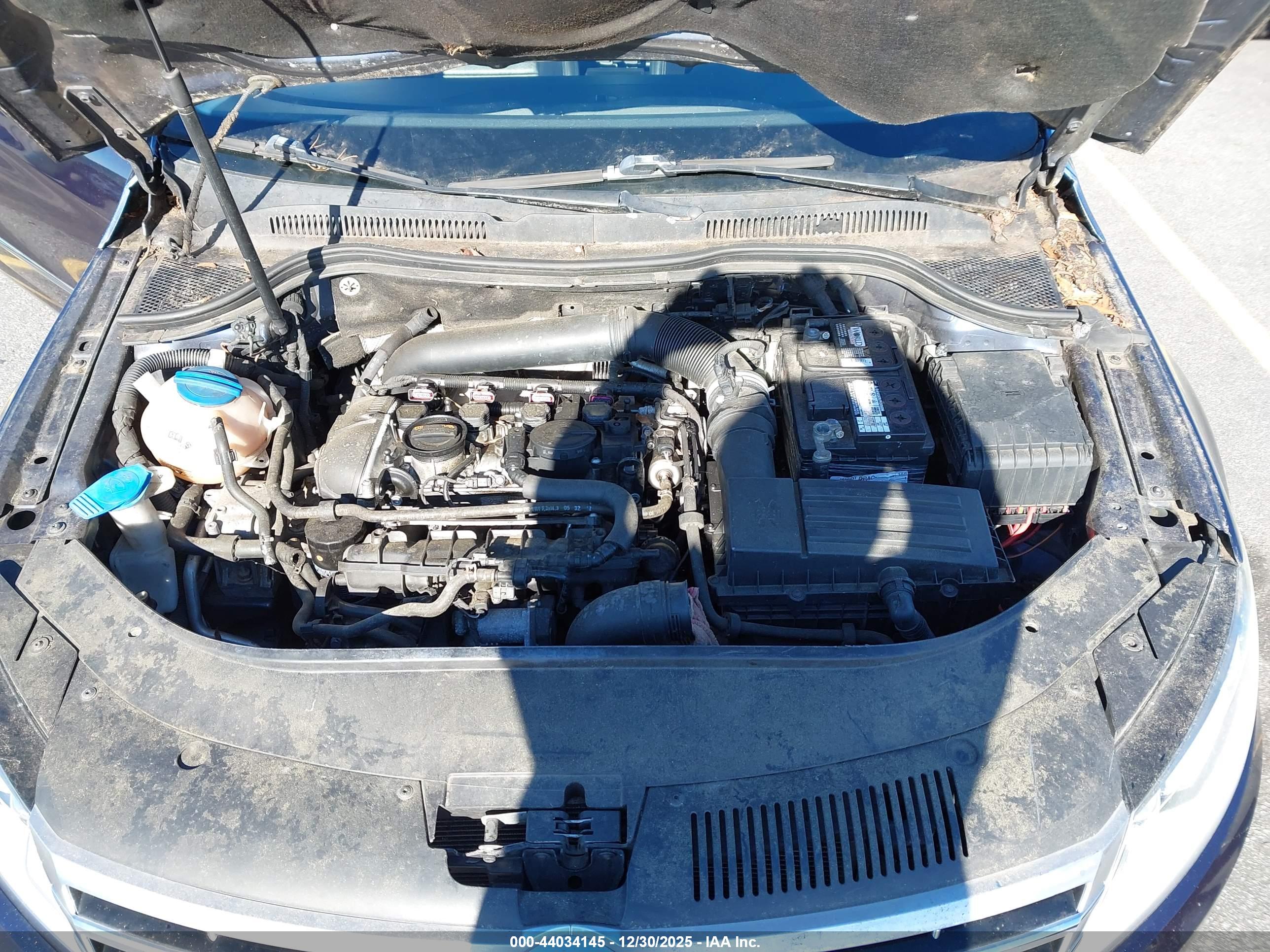 VOLKSWAGEN CC image 10