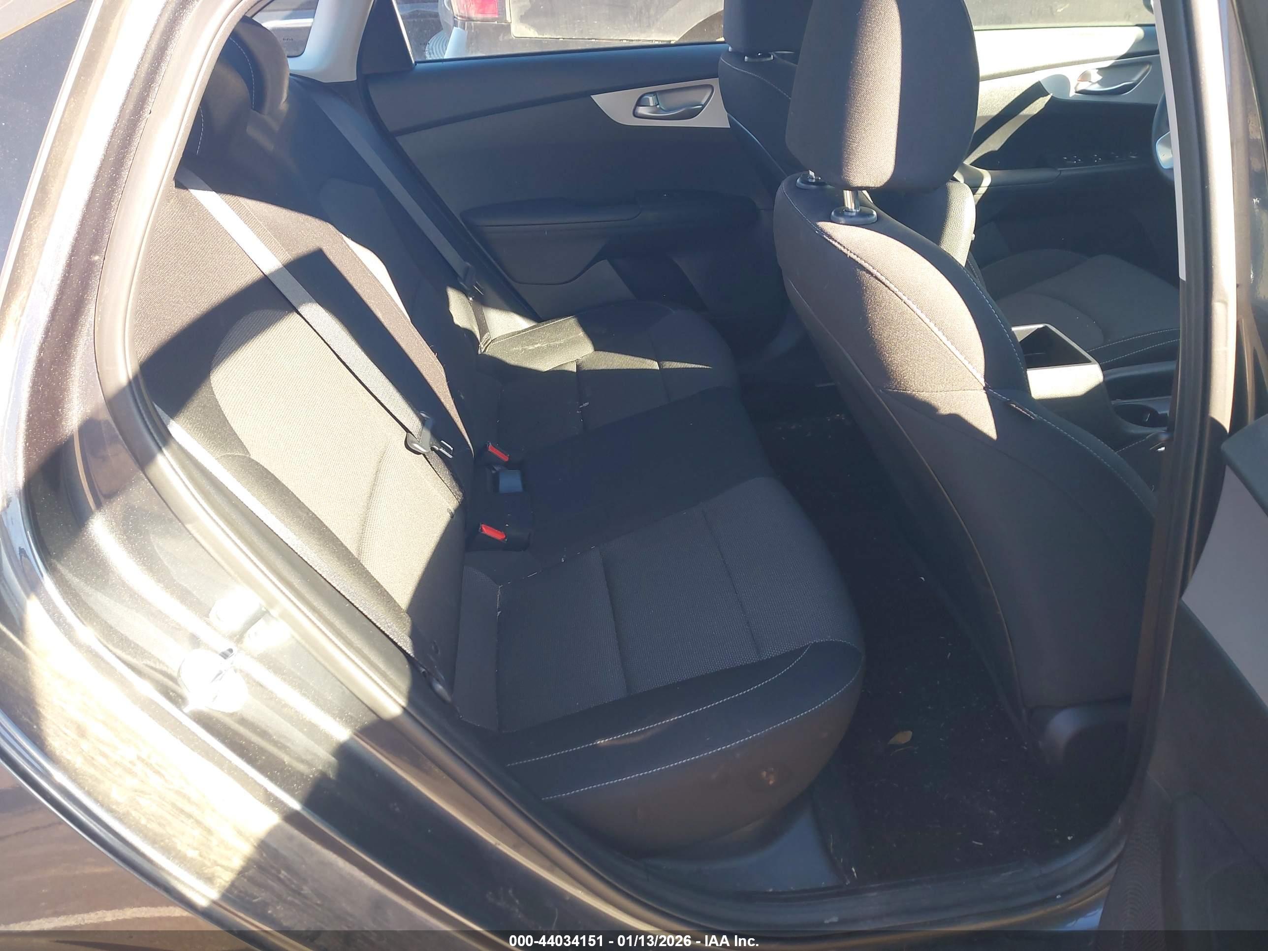 KIA FORTE image 8