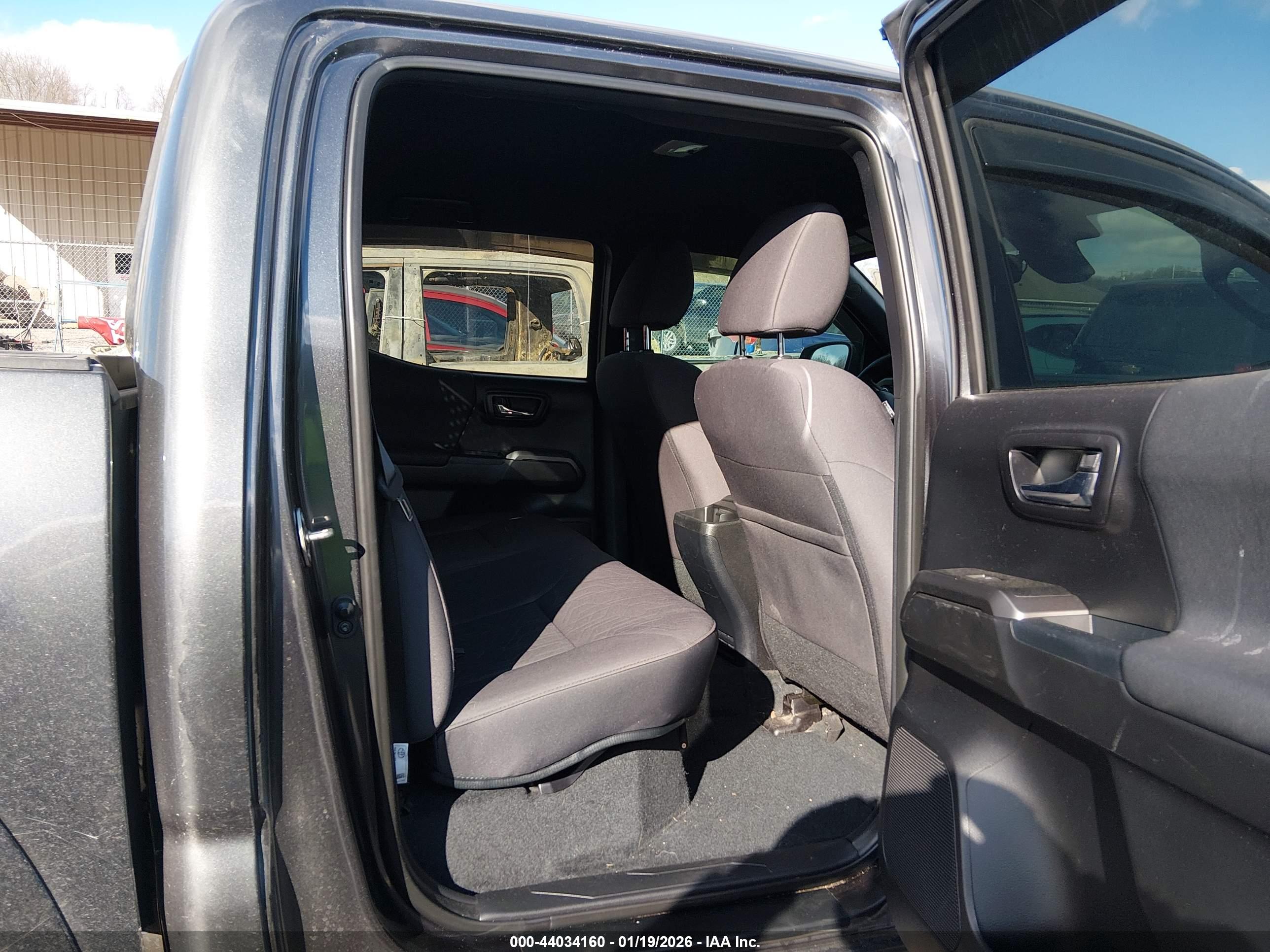 TOYOTA TACOMA image 8