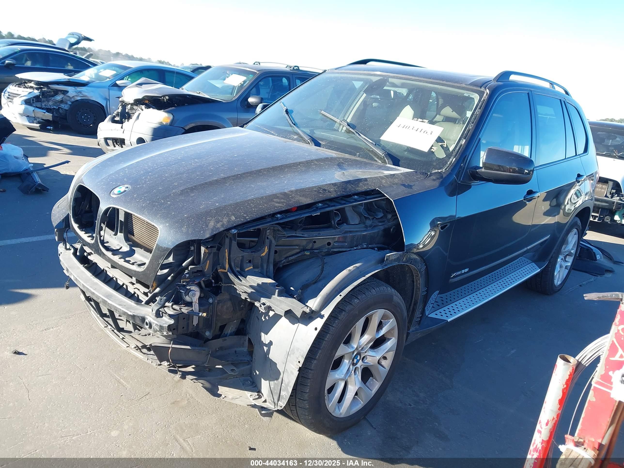 BMW X5 image 2