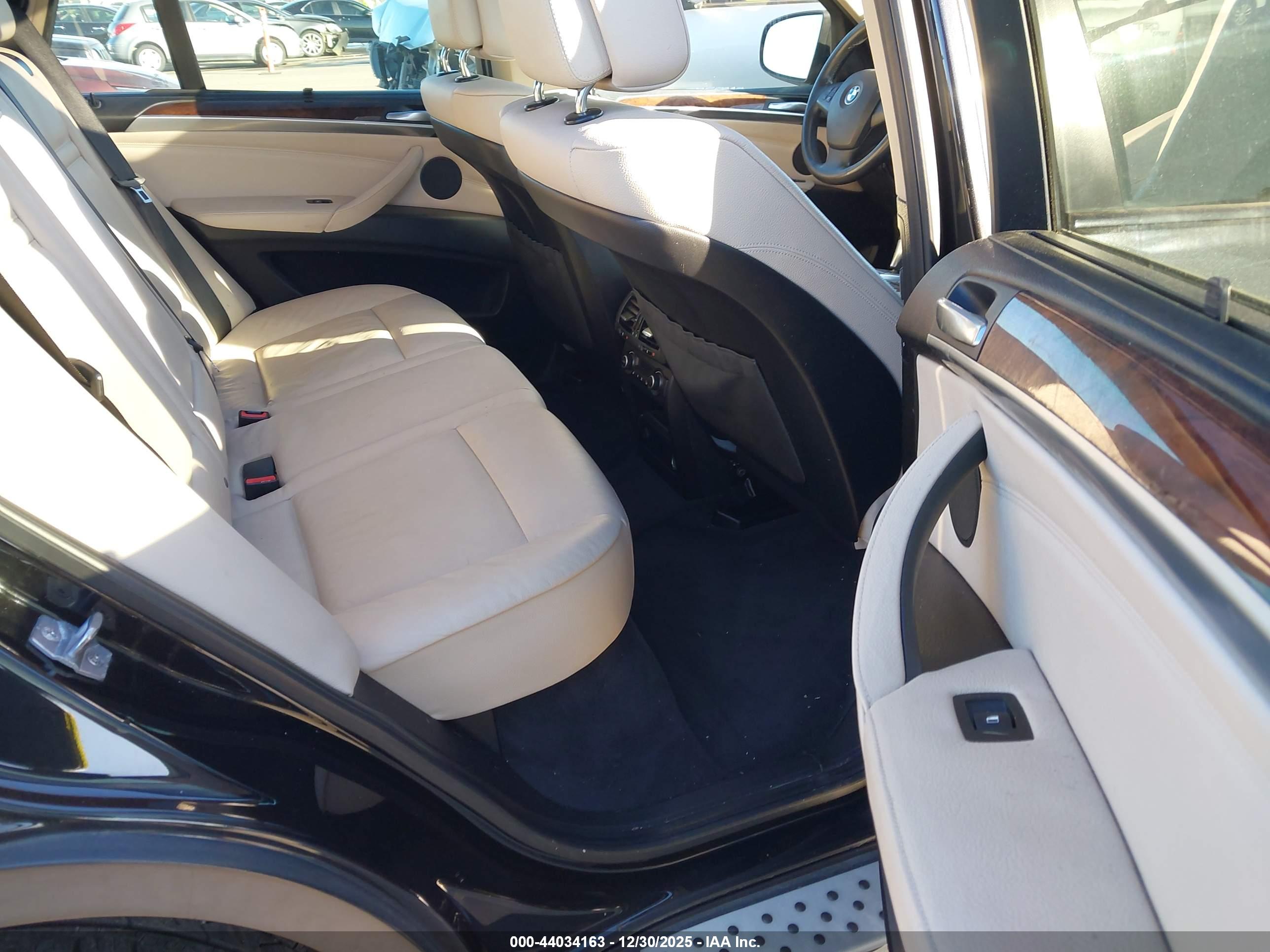 BMW X5 image 8