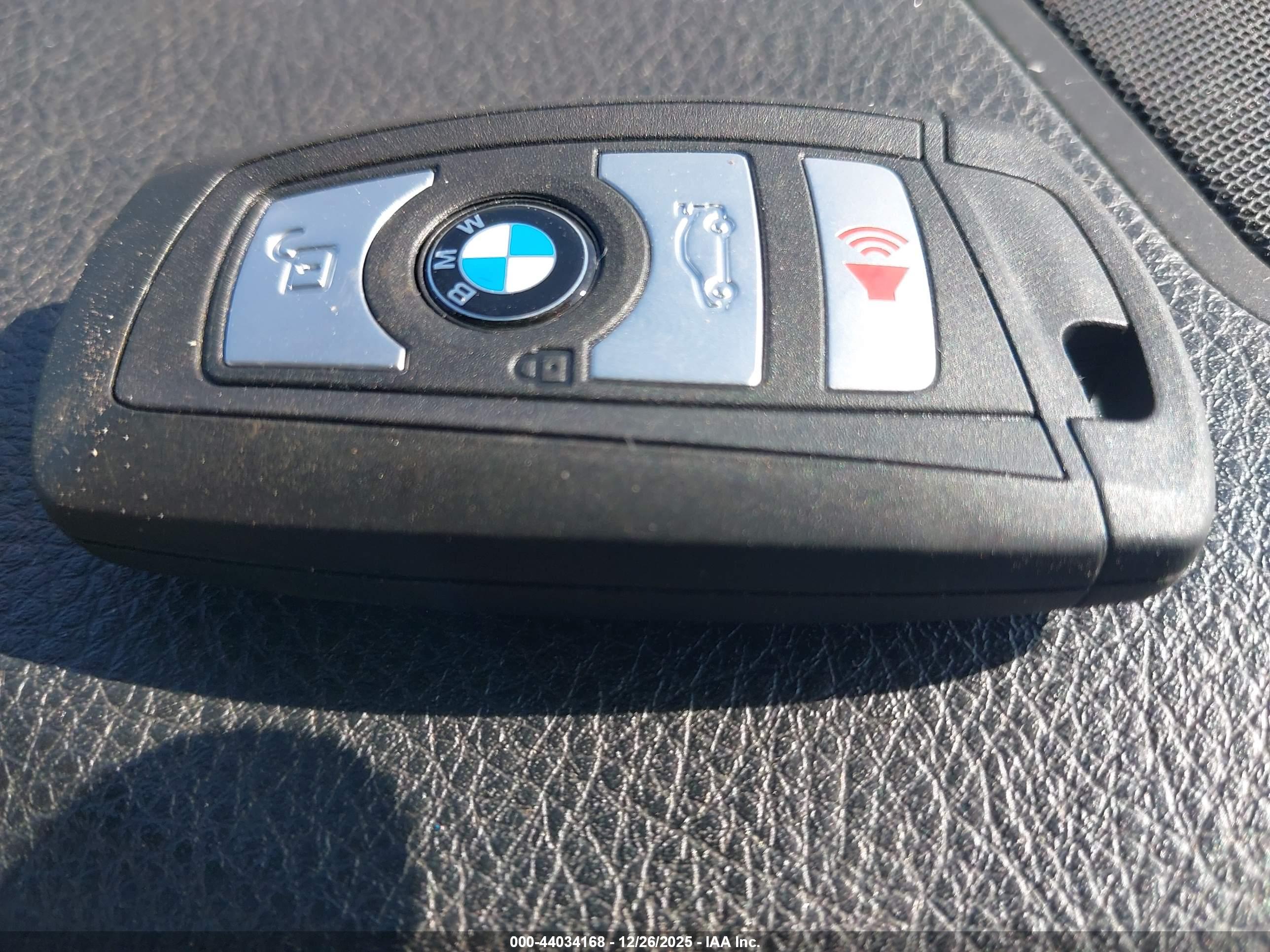 BMW 528I image 11