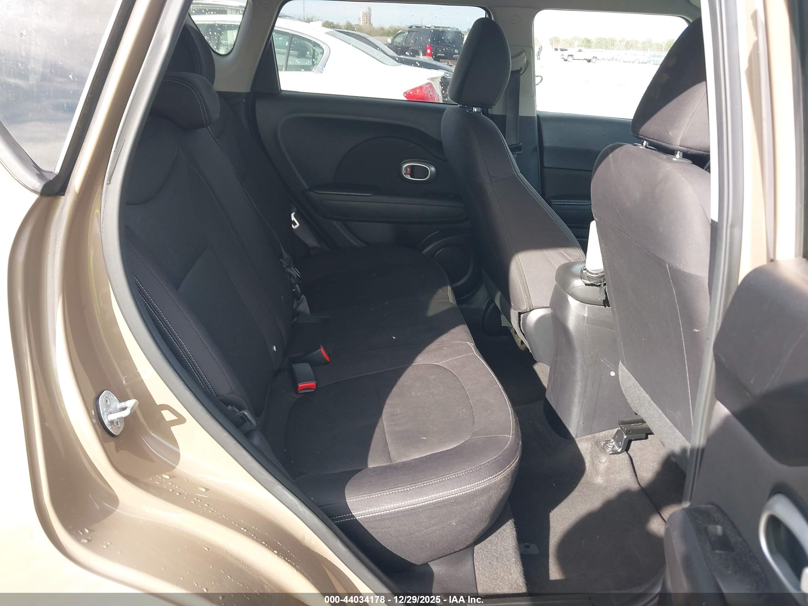 KIA SOUL image 8