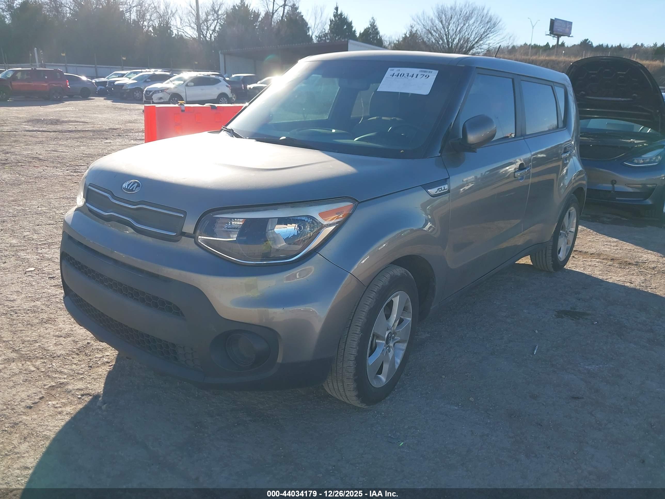 KIA SOUL image 2