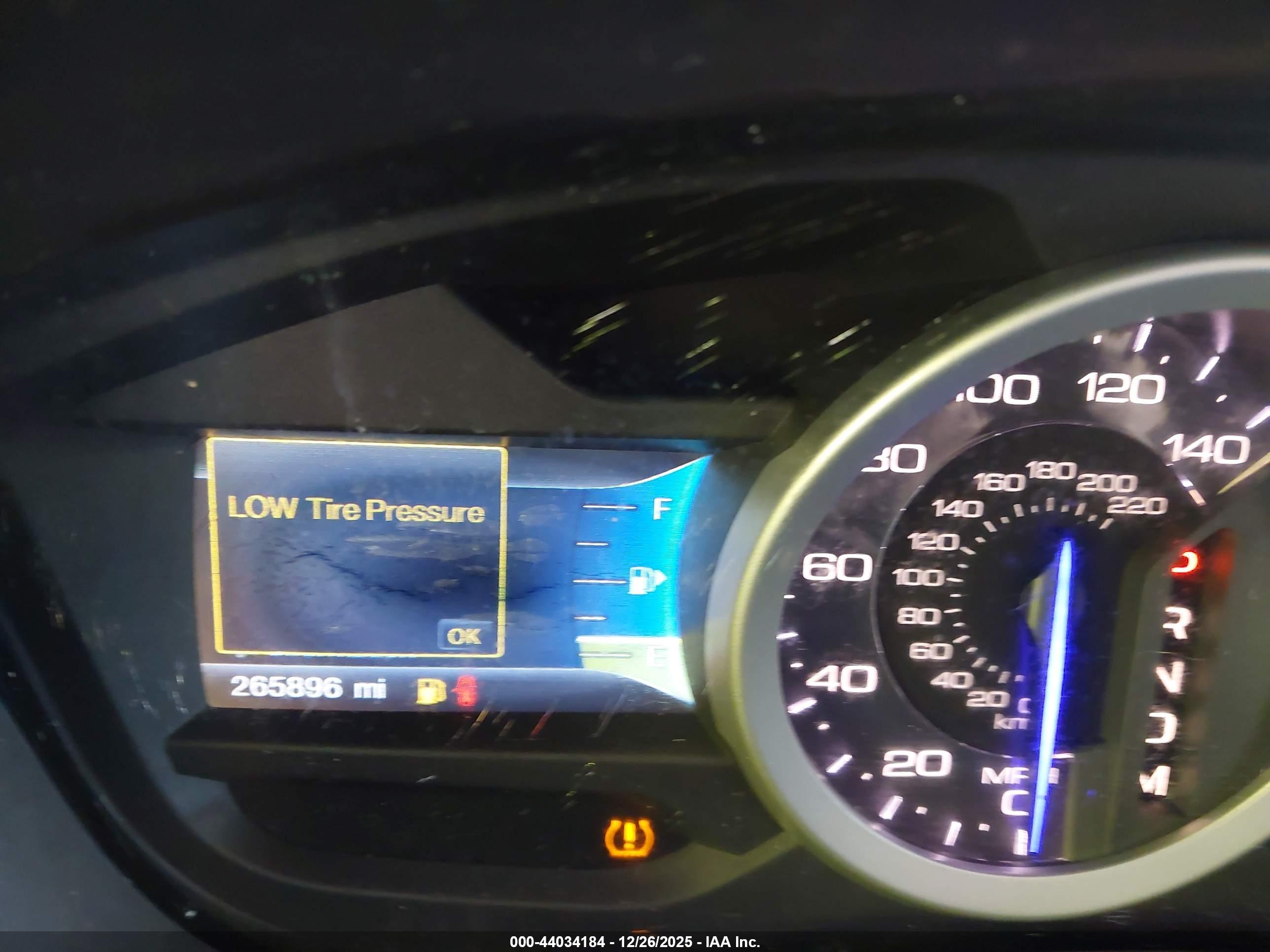 FORD EXPLORER image 7