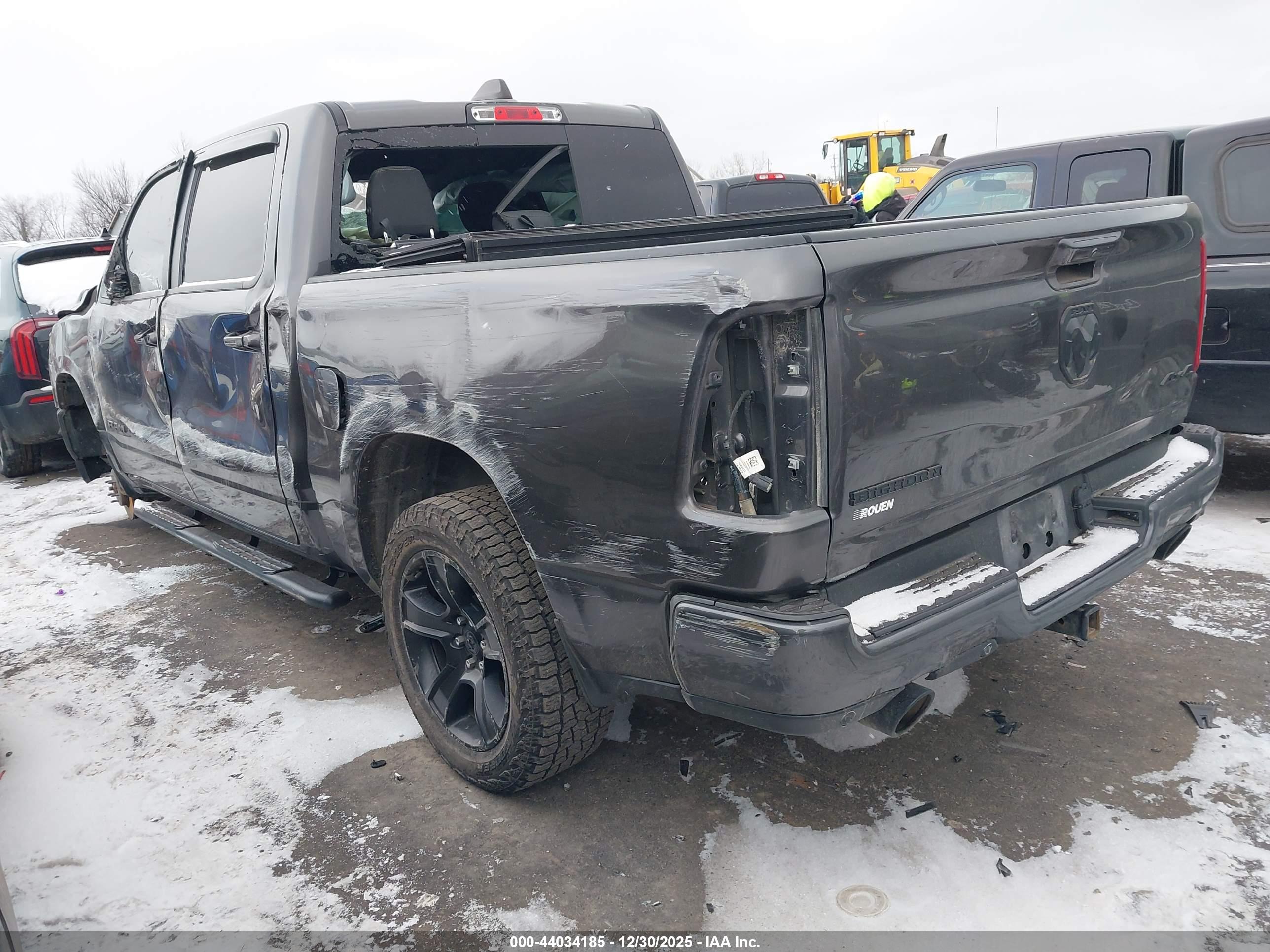 RAM 1500 image 3