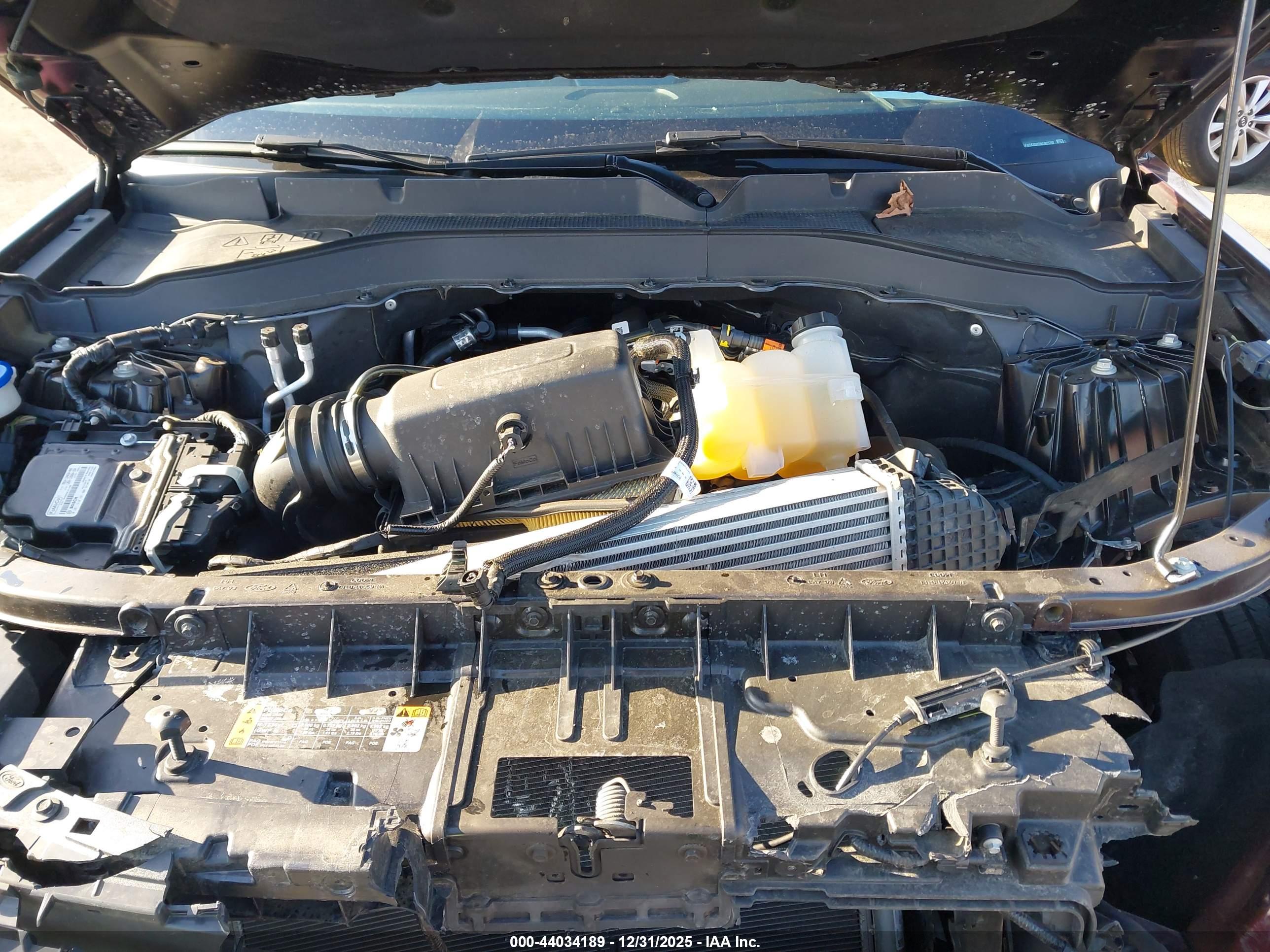 FORD EXPLORER image 10