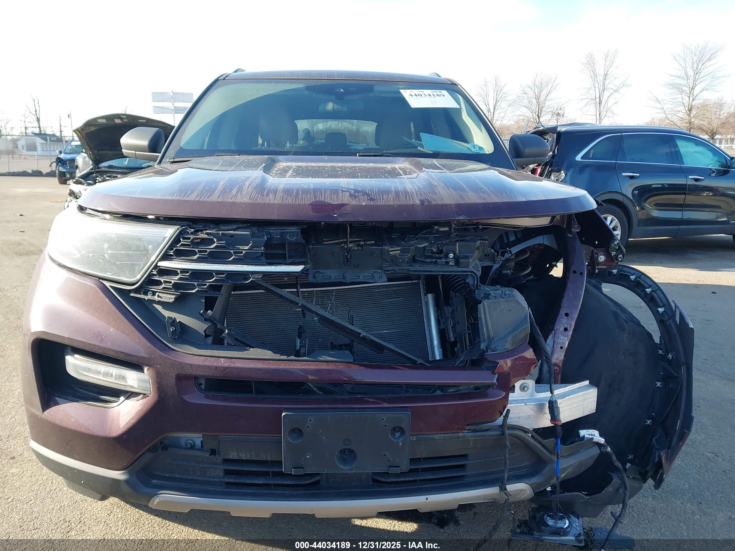 FORD EXPLORER image 6