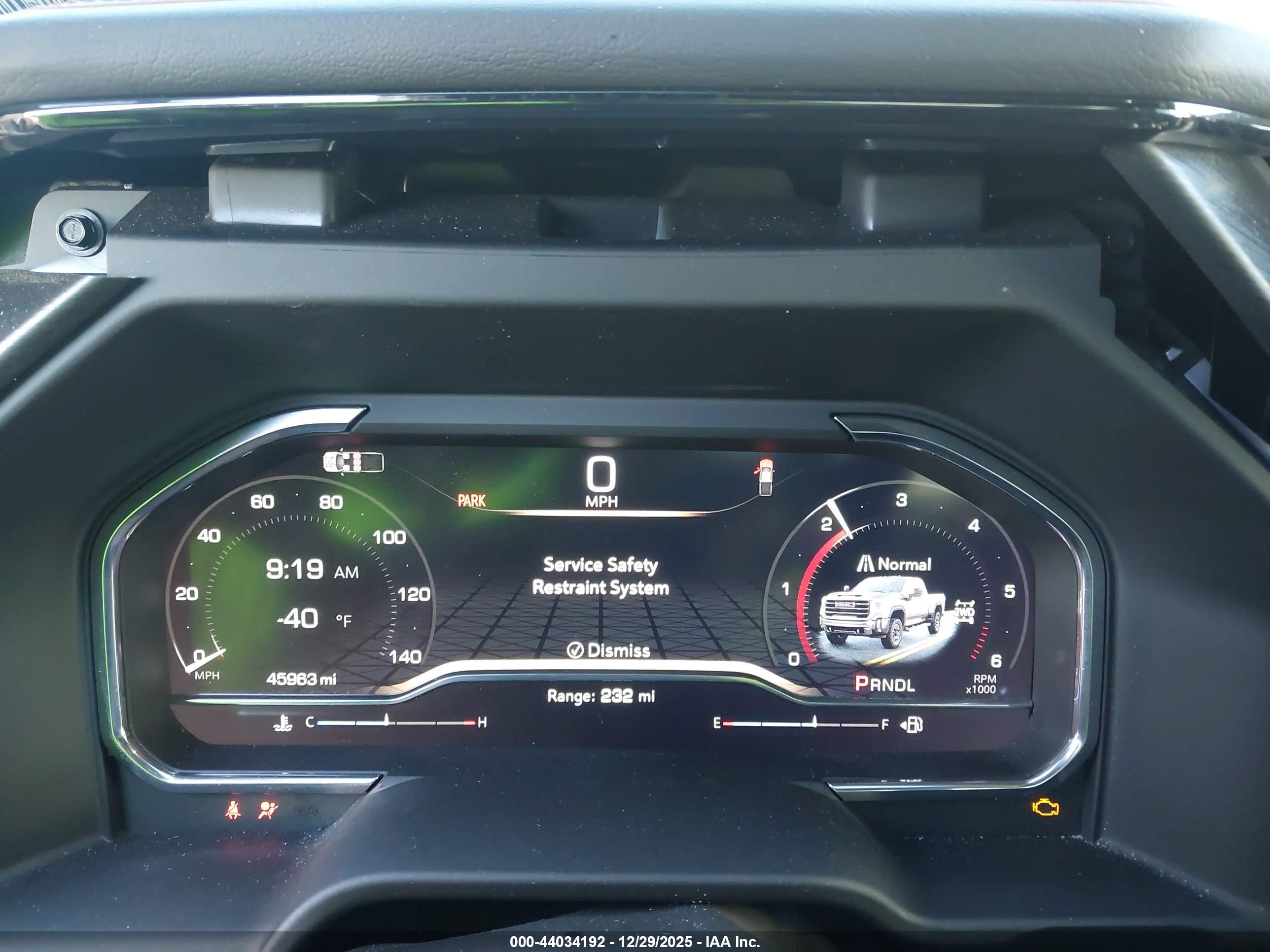 GMC SIERRA image 6