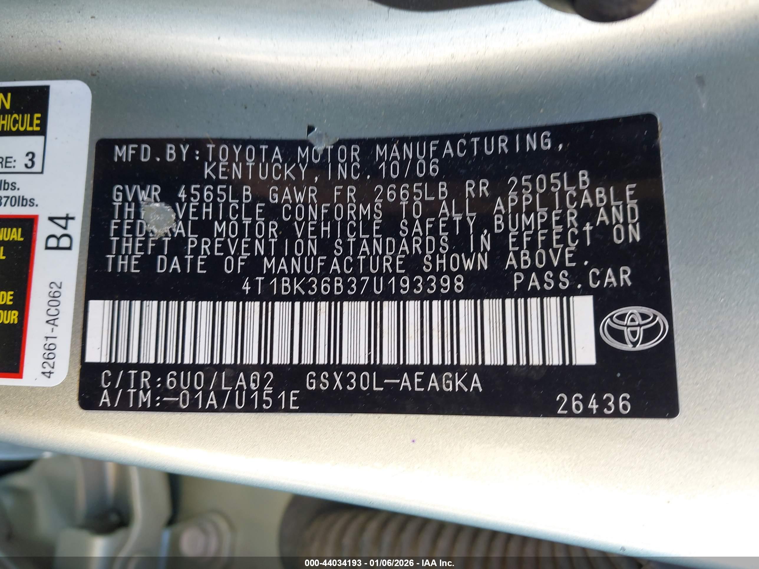 TOYOTA AVALON image 9