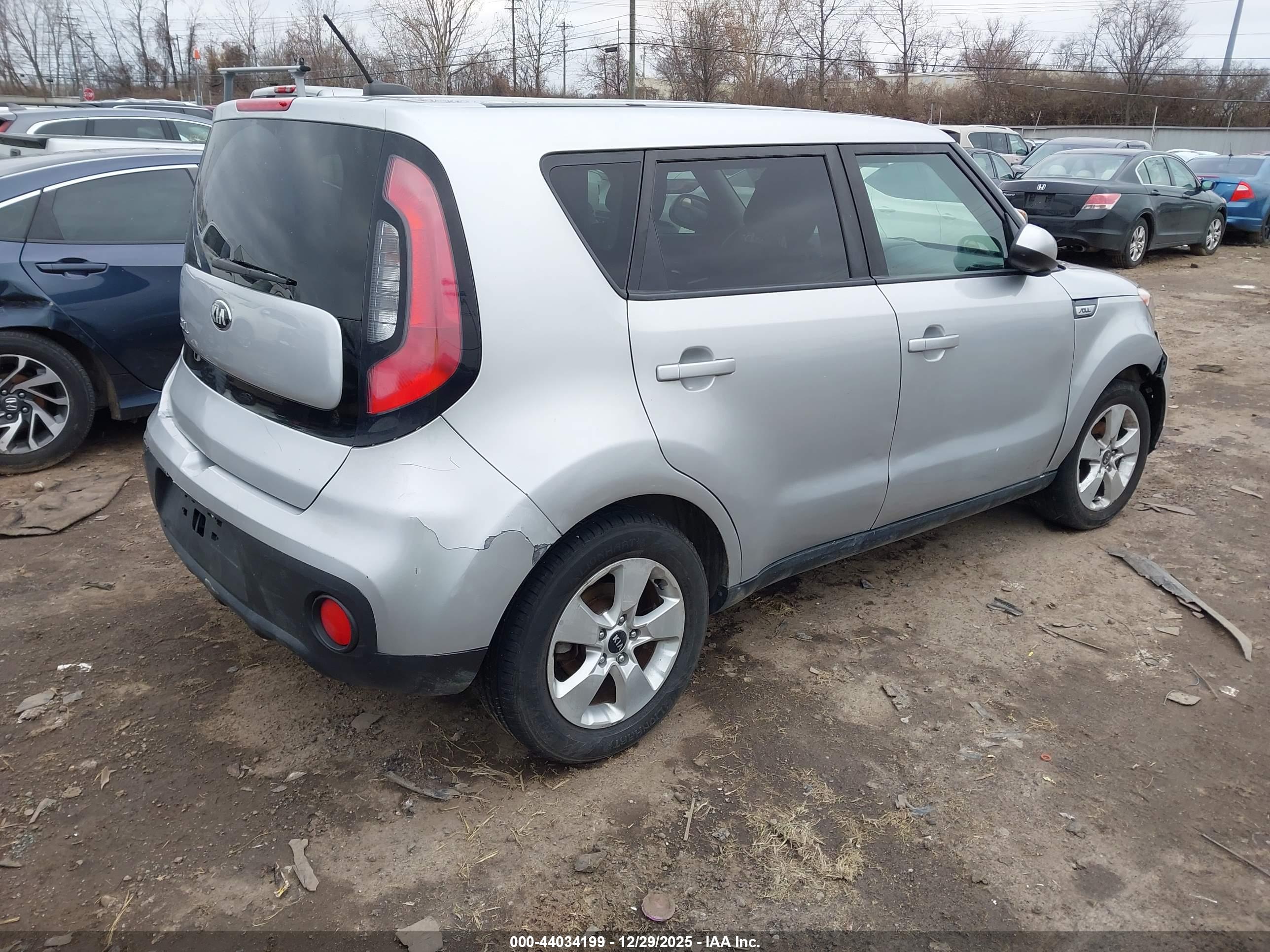 KIA SOUL image 4