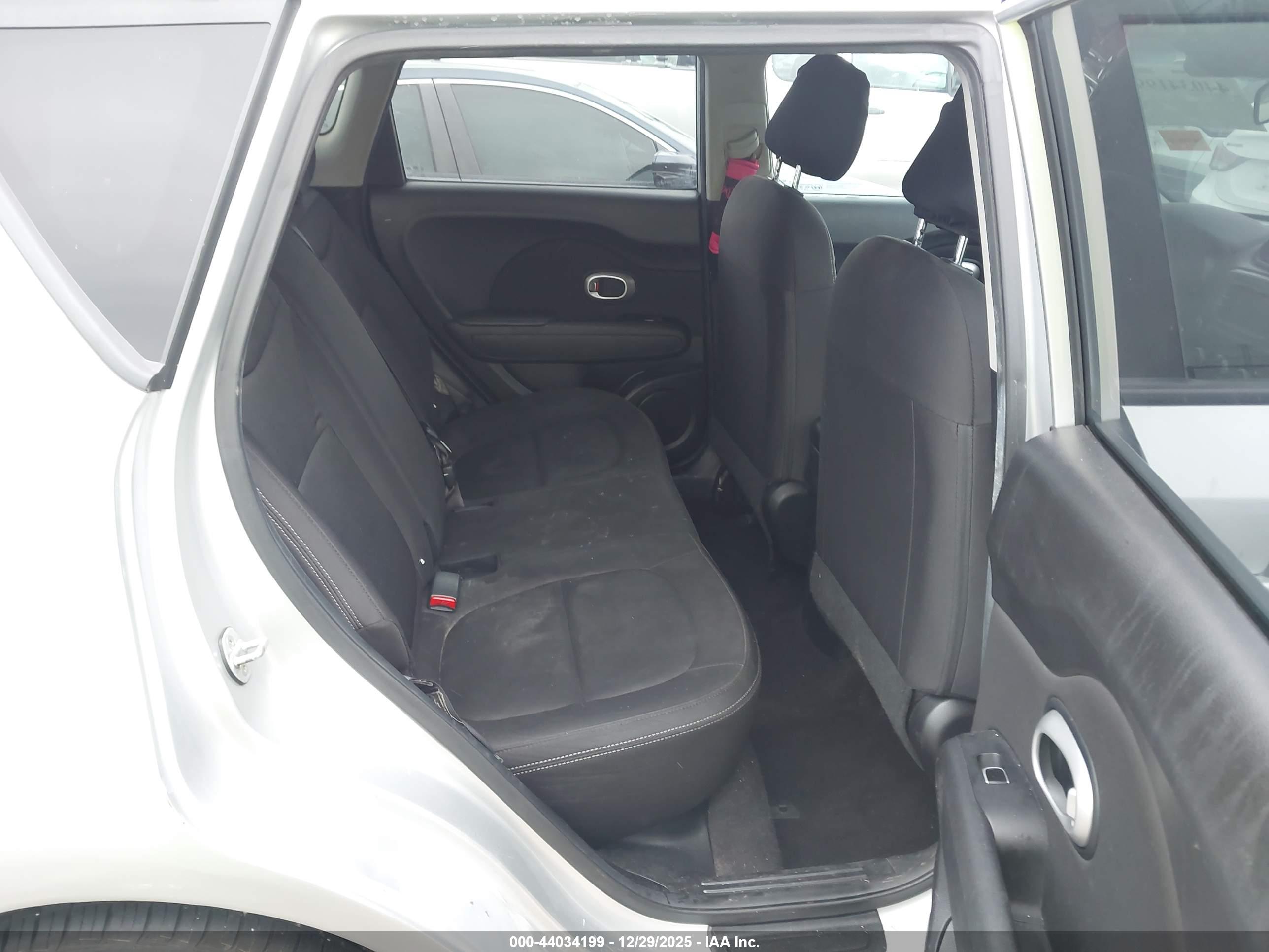 KIA SOUL image 8