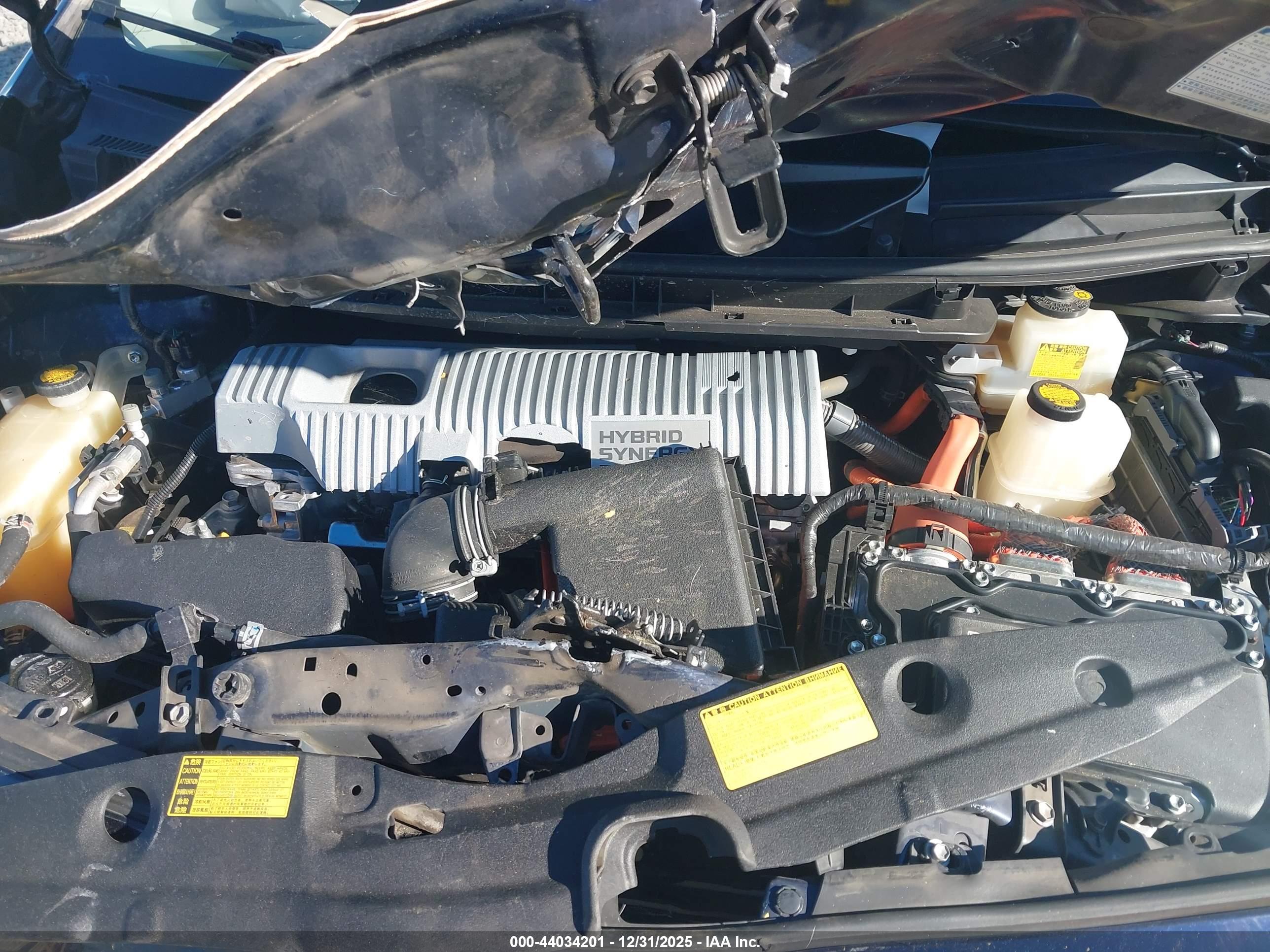 TOYOTA PRIUS image 10