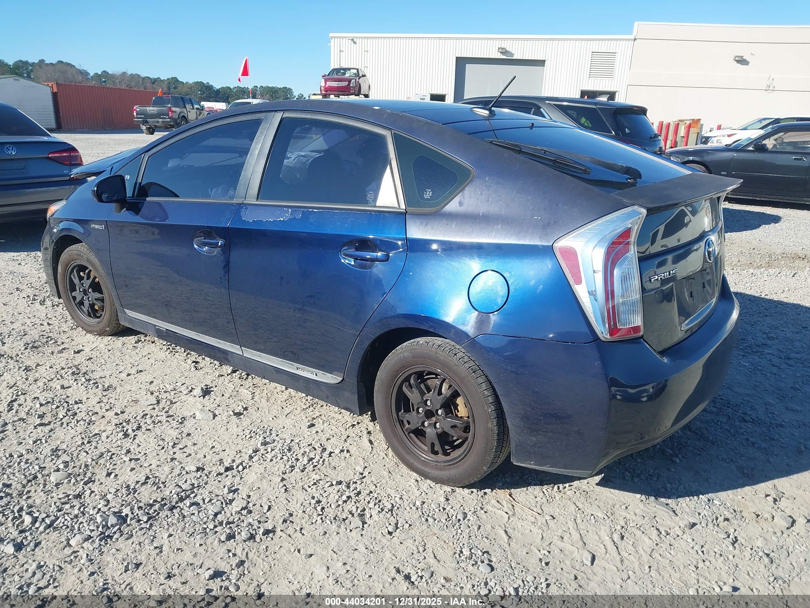 TOYOTA PRIUS image 3