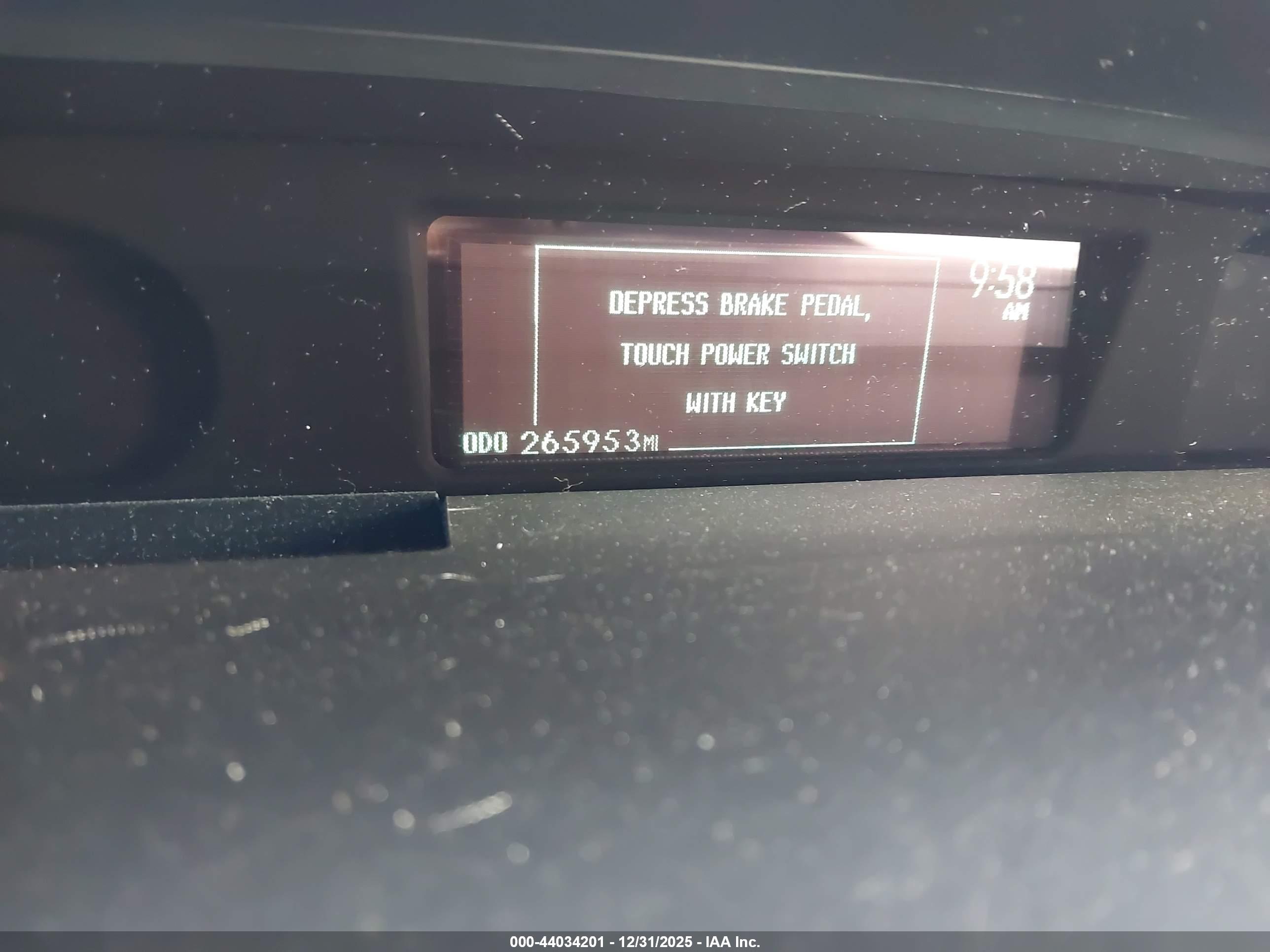 TOYOTA PRIUS image 7