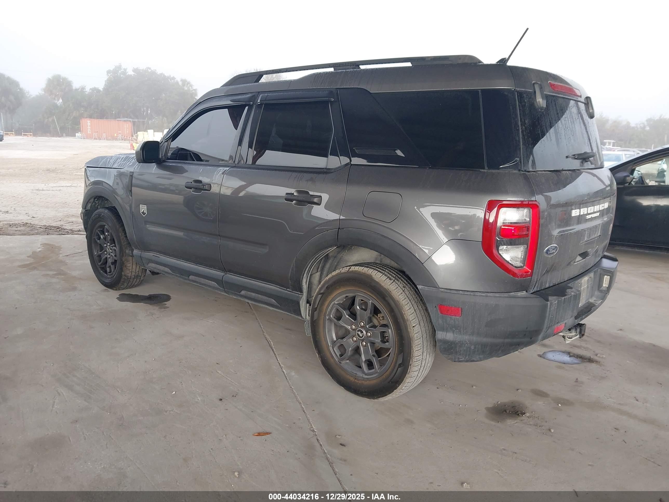 FORD BRONCO image 3