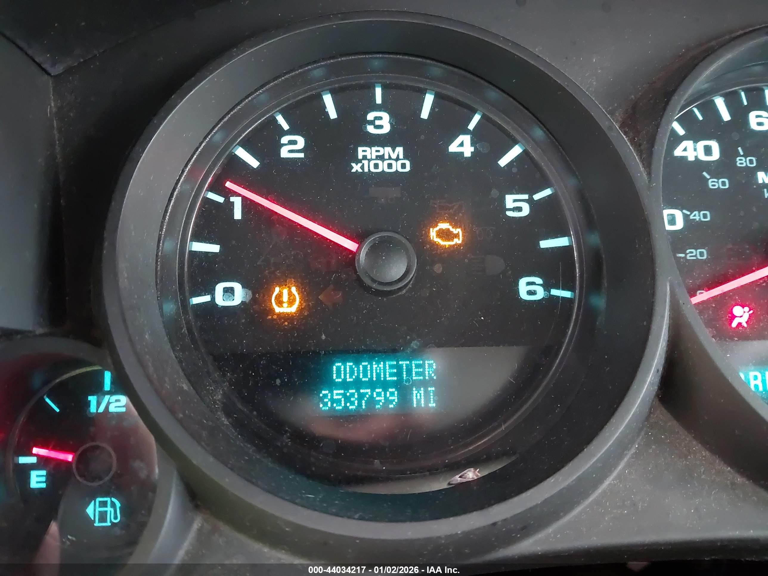 CHEVROLET SILVERADO image 7